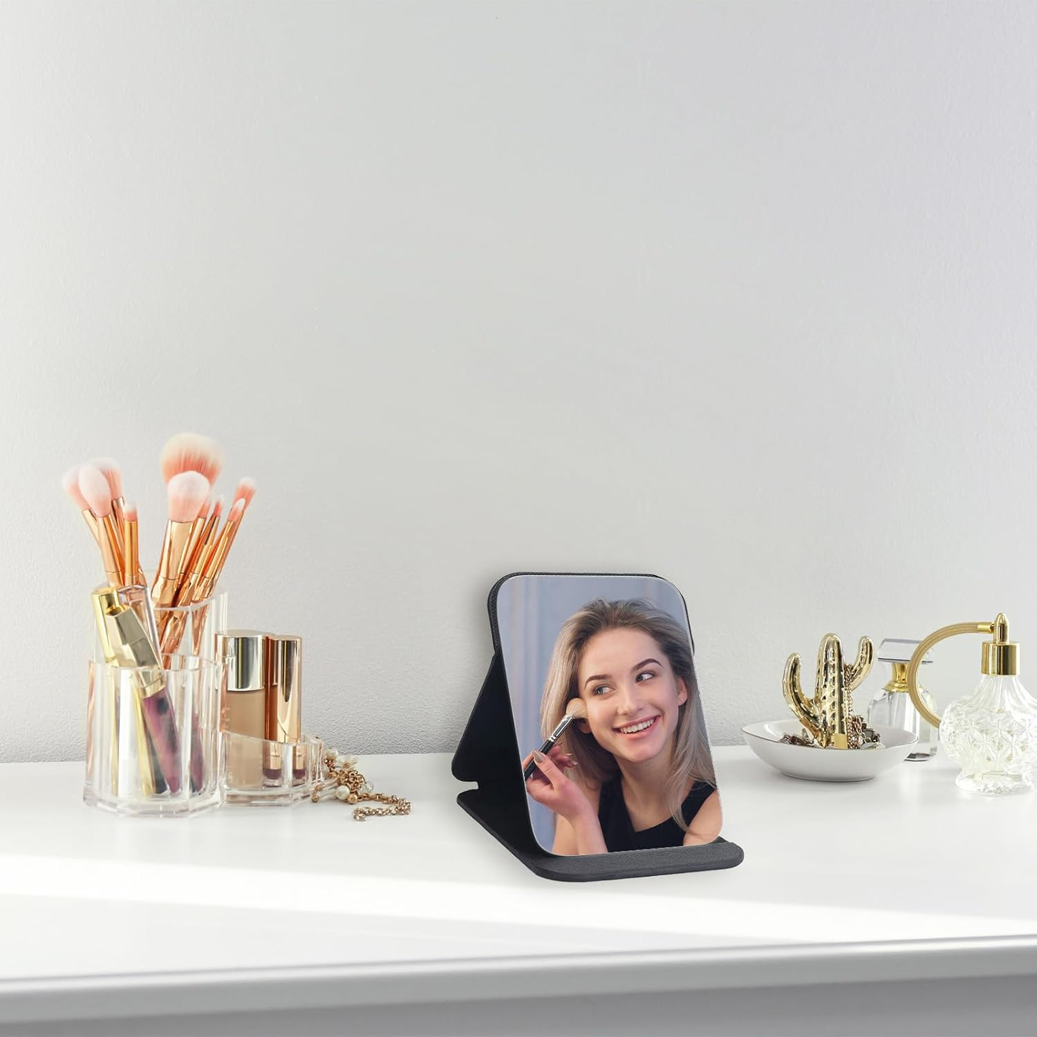 Zcbzbn Foldable Travel Mirror, Portable Makeup Mirror, Ultra HD Folding Mirror, Handheld, Compact Mirror for Home and Travel, 26 X 18 Cm image number 1