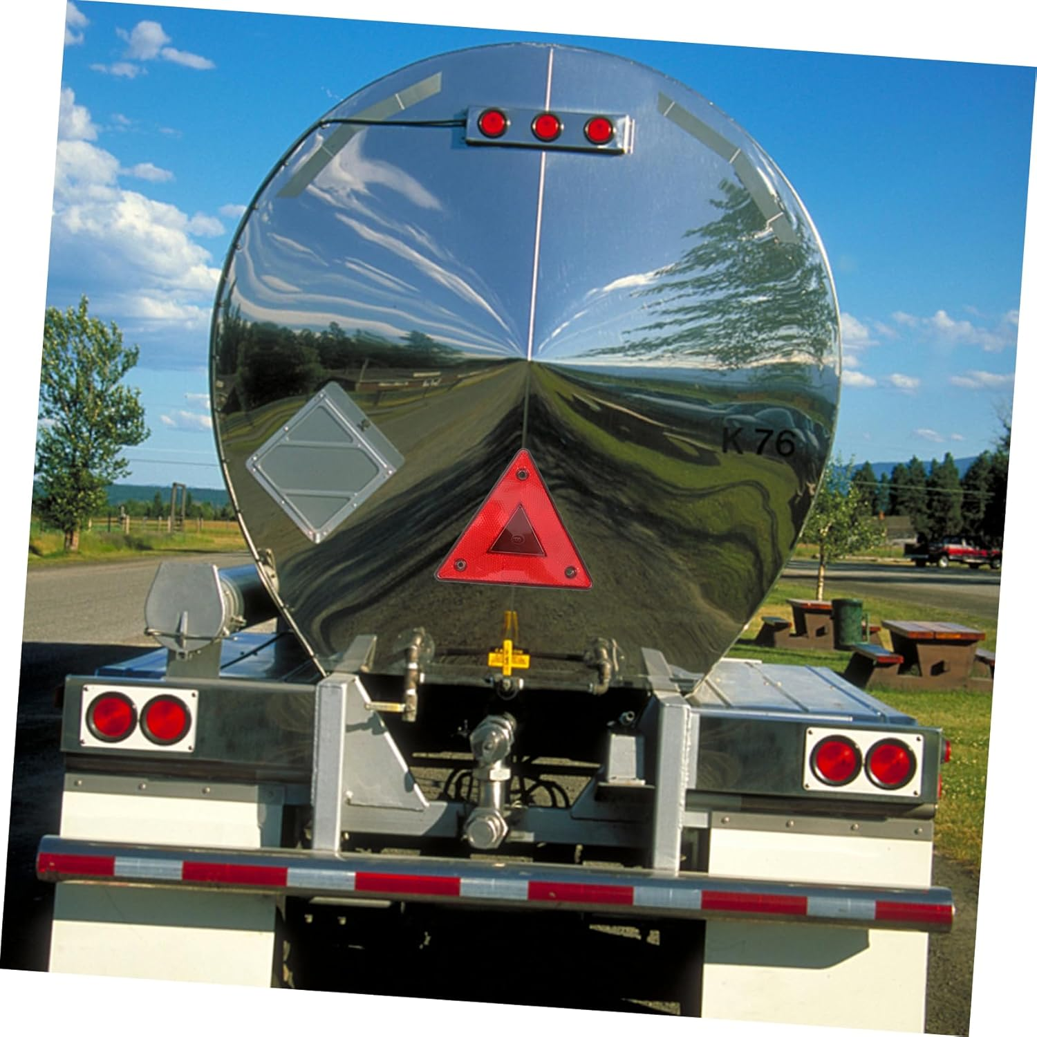 6Pcs Triangle Reflectors for Vehicle Safety Slow Moving Car Warning Signs High Visibility Reflective Triangle Kit Construction Easy Install and Replace image number 3