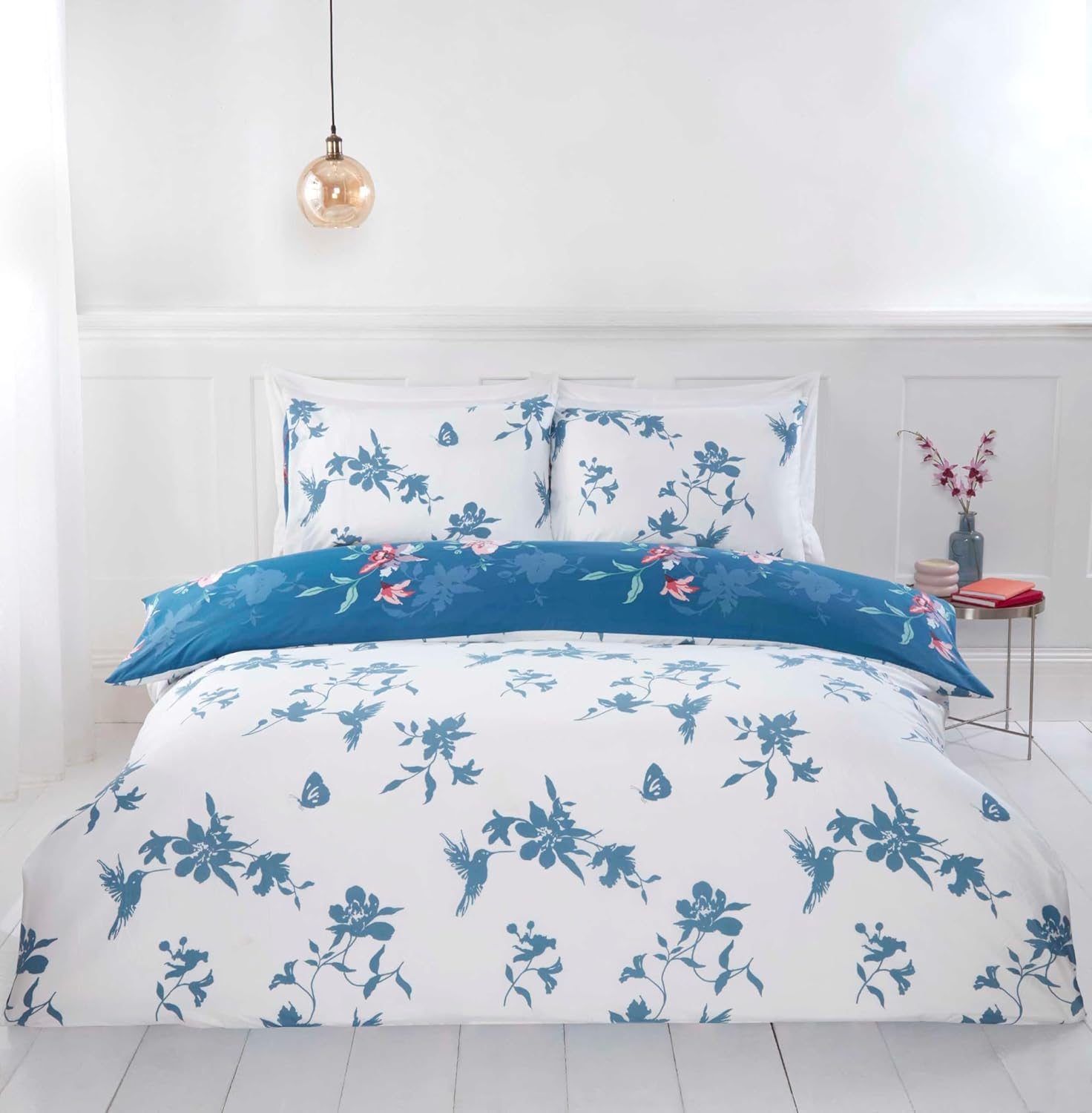 Rapport Home Blue Kingsize Microfibre Duvet Set - Hummingbird Floral Reversible 180 Thread Count Soft Non-Iron Bedding Set &ndash; Floral Duvet Cover Set Featuring Birds, Flowers and Butterflies image number 2