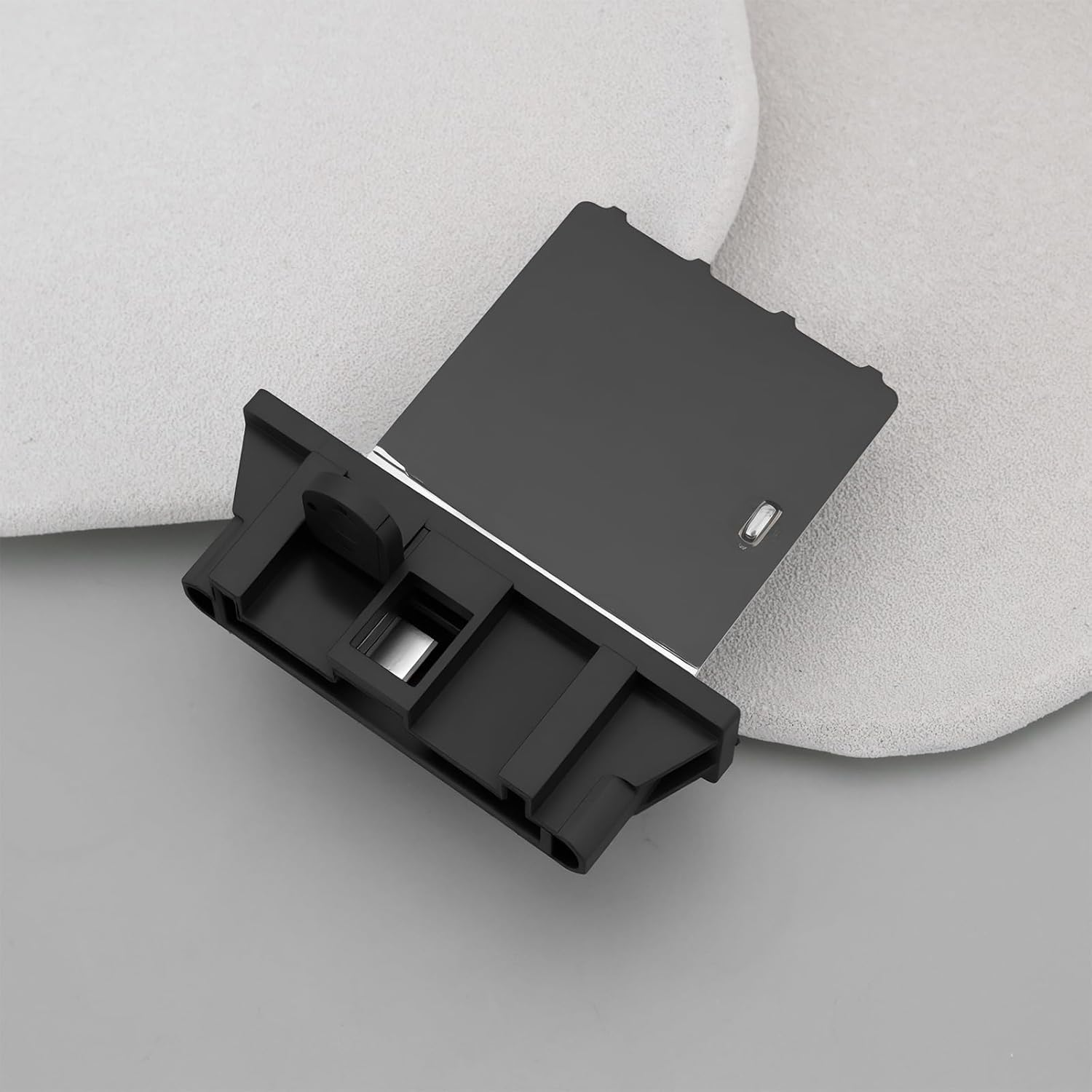 Car Blower Fan Resistor 27150-8H300 8980493940 Compatible with Nissan Qashqai Mk1 JJ10 J10 2007-2015 NV200 2010-2018 image number 1