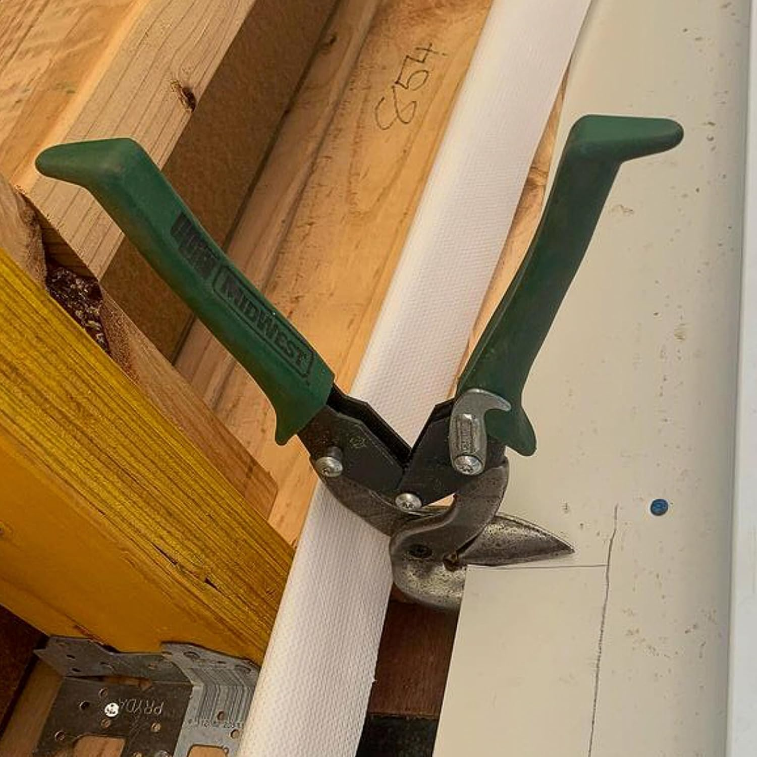 MIDWEST Aviation Snip - Right Cut Upright Tin Cutting Shears with Forged Blade & KUSH'N-POWER Comfort Grips - MWT-6900R image number 5