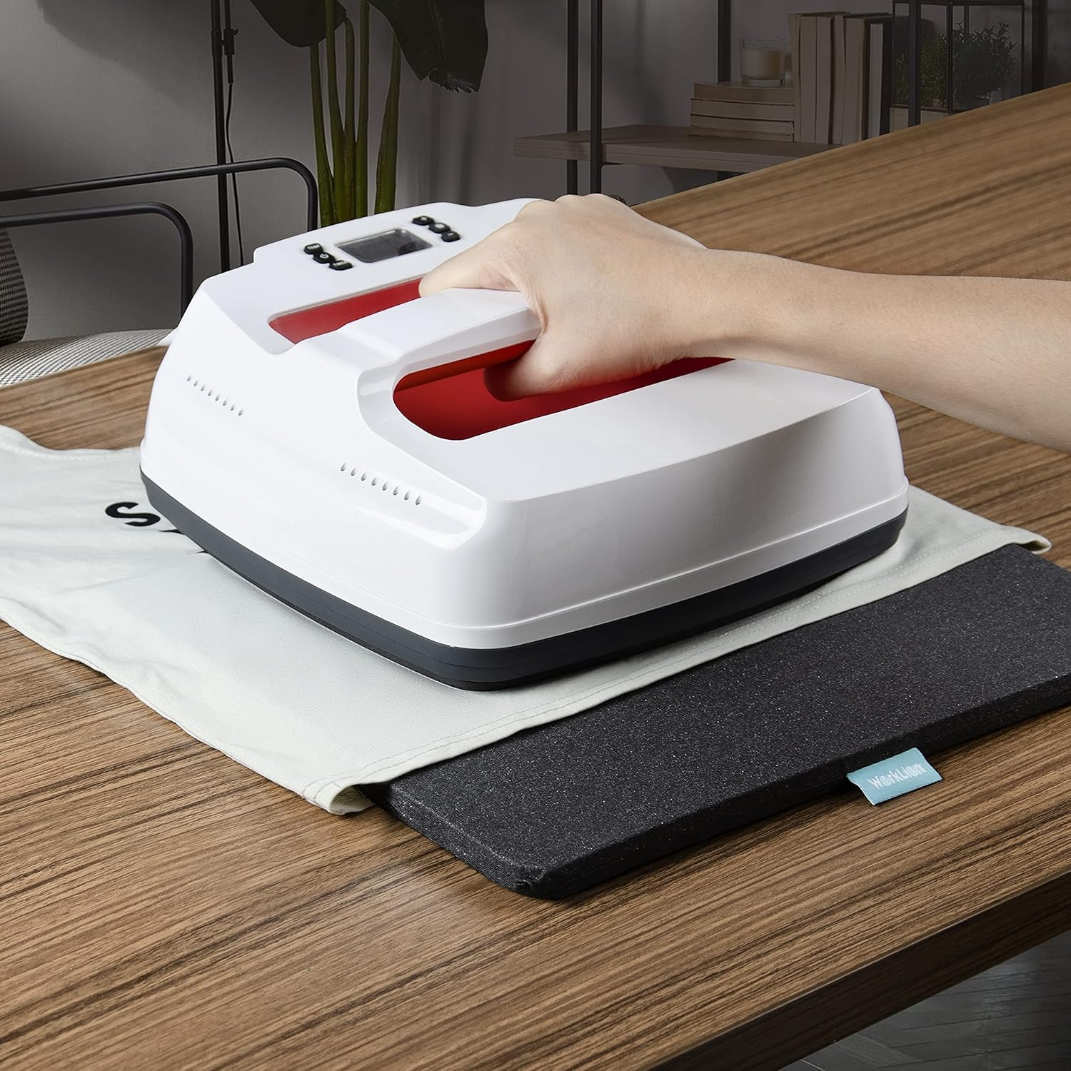 WORKLION Heat Press Mat 11"X13": Double-Sided Fireproof Materials Protective Resistant Mat for Cricut Easypress/Easypress 2 & HTV Craft Vinyl Ironing Insulation Transfer Projects image number 4