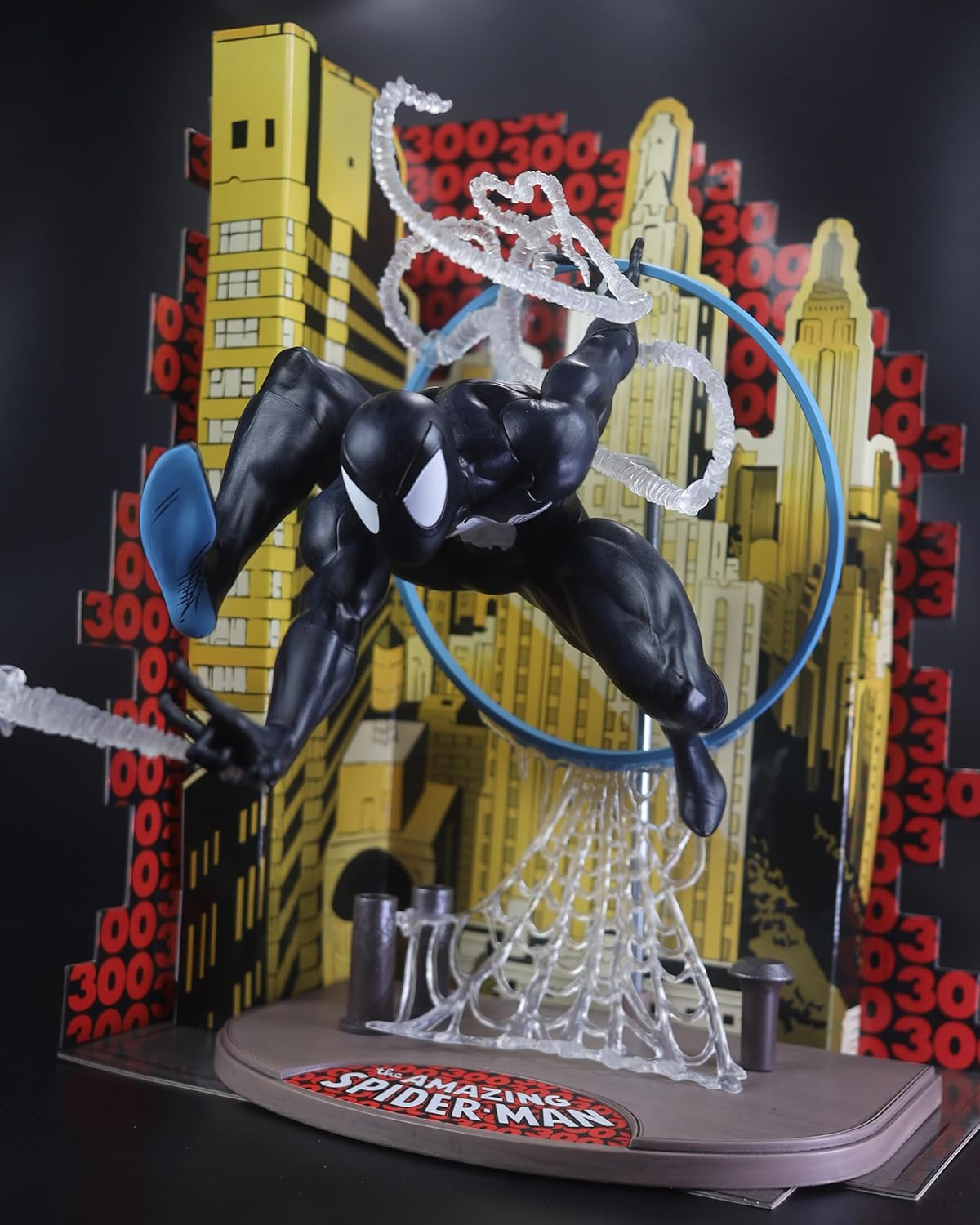 Marvel Collection 1:6Th - Spider-Man (Symbiote Suit) by Todd Mcfarlane (The Amazing Spider-Man #300) image number 1