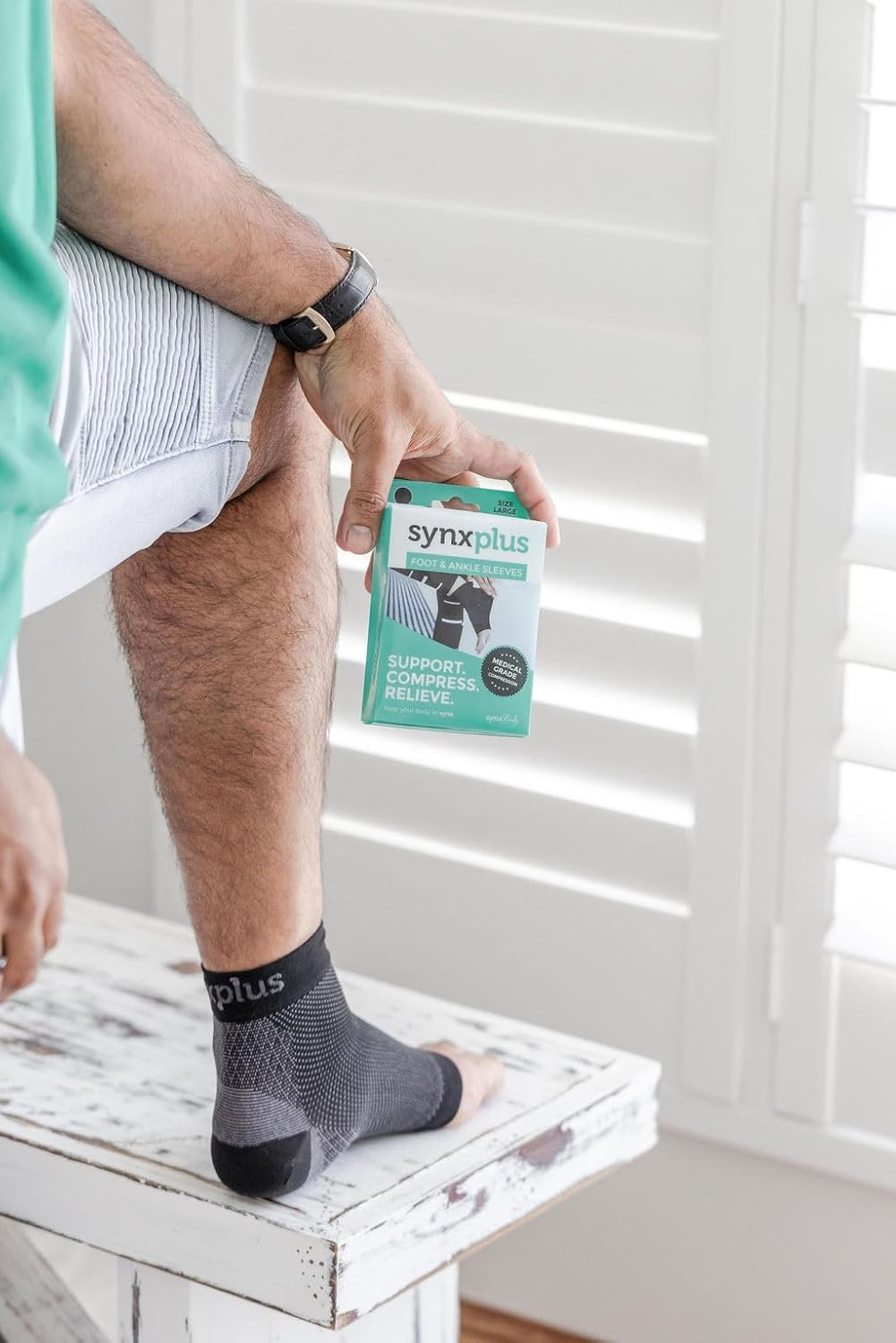 Synxbody Synxplus Foot and Ankle Compression Sleeves, Large