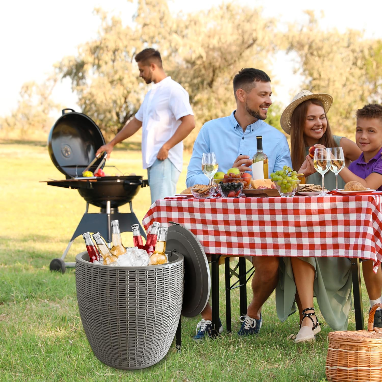 Rattan Outdoor Storage Stool, Outdoor Furniture, 37L, Ice Cooler, Wicker round Ice Chest, Outdoor Patio Bar Table, Beverage Bucket with Drain Plug for Poolside, Deck, Party, and BBQ image number 4