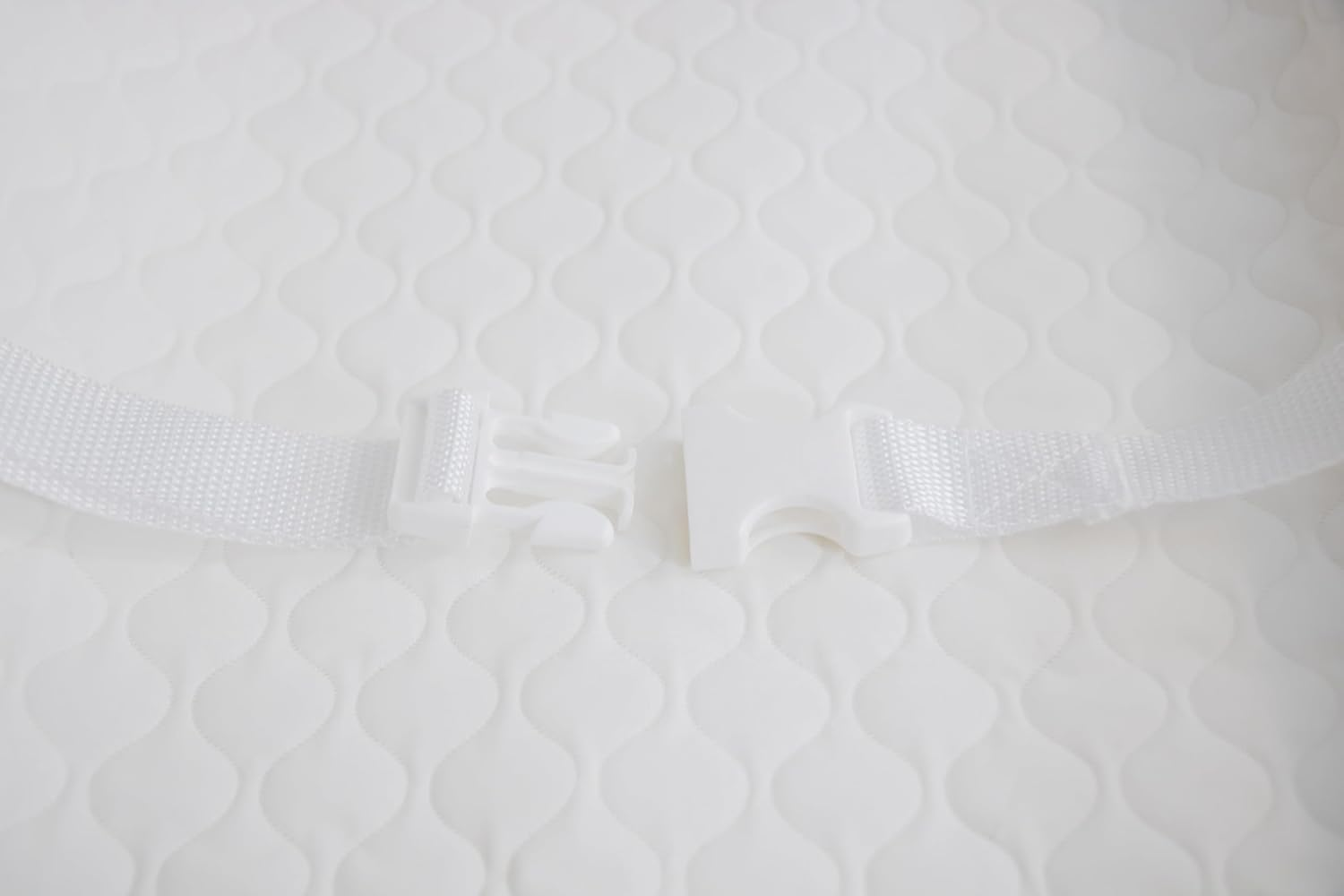 Regalo Baby Basics Infant Changing Pad with Patented Easy-Grip System &ndash; Secure, Easy Attach & Detach, White, 31X16X4 Inches