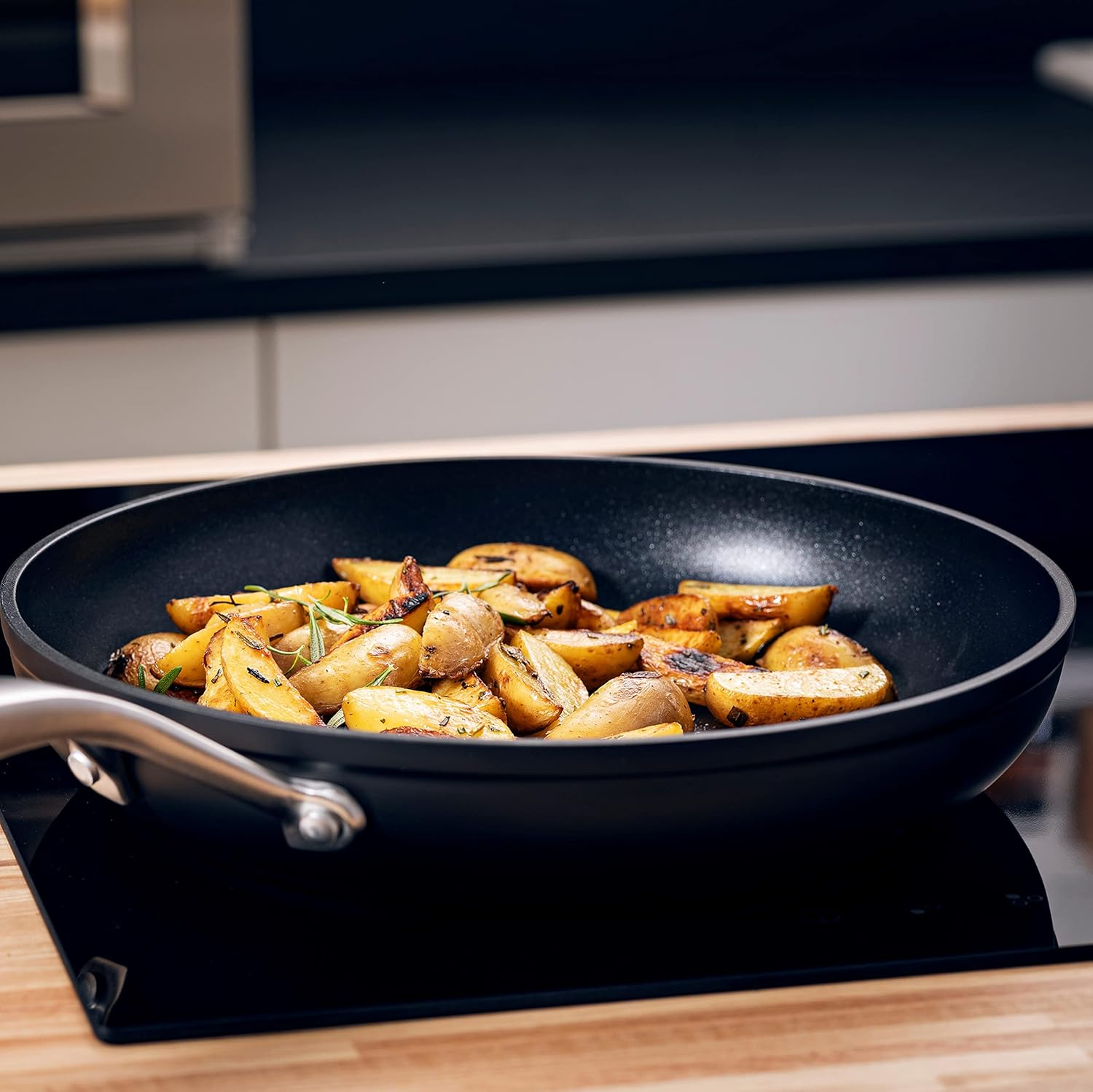 Kitchenaid Forged Hardened Aluminium 30 Cm Frying Pan, Induction, Oven and Dishwasher Safe, Black image number 3