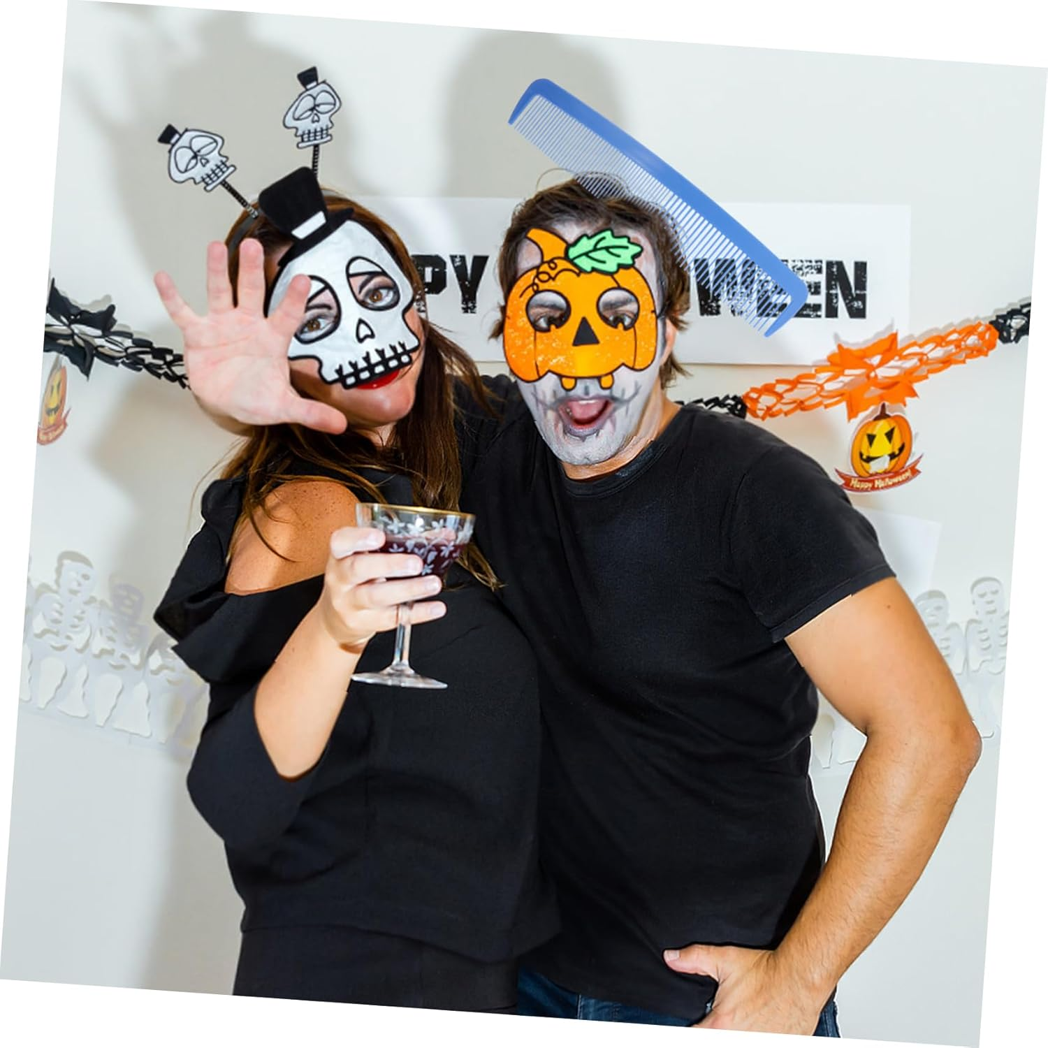 WOFASHPURET Giant Blue Plastic Hair Comb, Halloween Men Costume Accessory, Adults