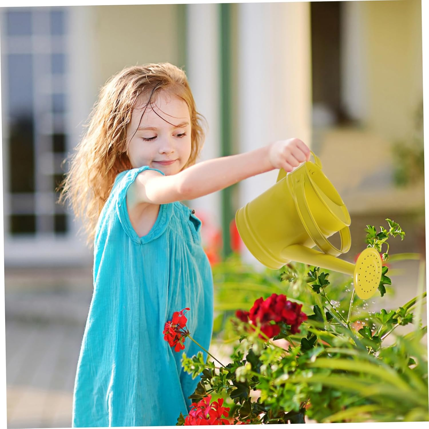 Garden Sprinkler Can Spout Watering Can for Gardening 1.5L Iron Watering Pot with Long Spout and Spill-Free Design for Flowers Grass Indoor Outdoor Use