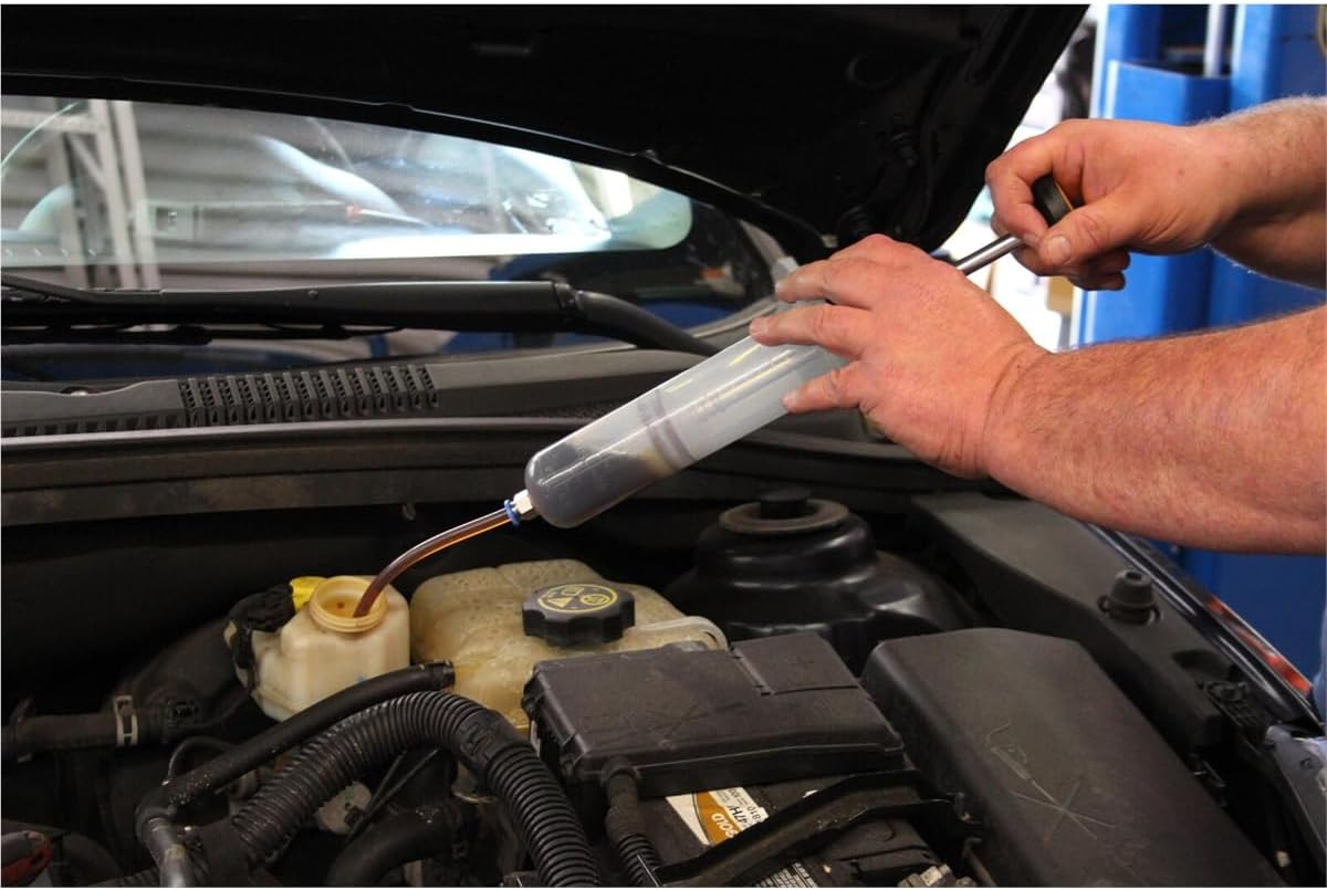 Mityvac MVA6851 Fluid Extractor, Syringe Action to Extract and Dispense Fluids into or Out of Small Reservoirs Including Master Cylinder, Transaxles and Power Steering and Coolant Reservoirs image number 1