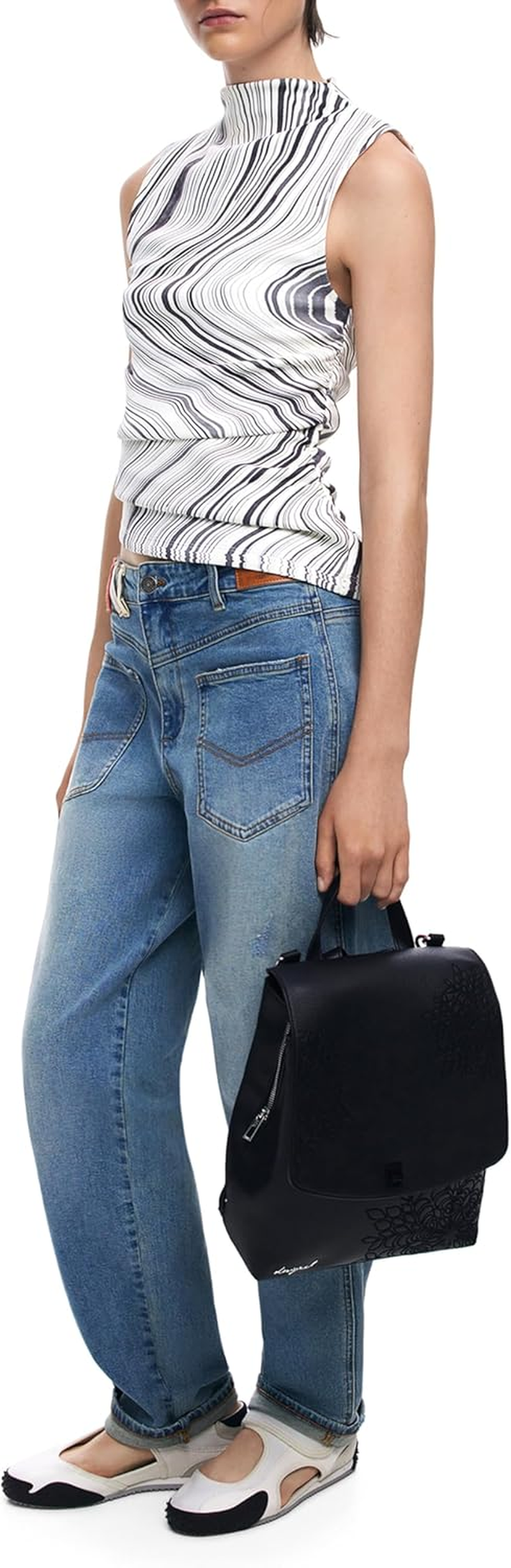 Desigual Sierra Sumy Mini Backpack Black image number 2