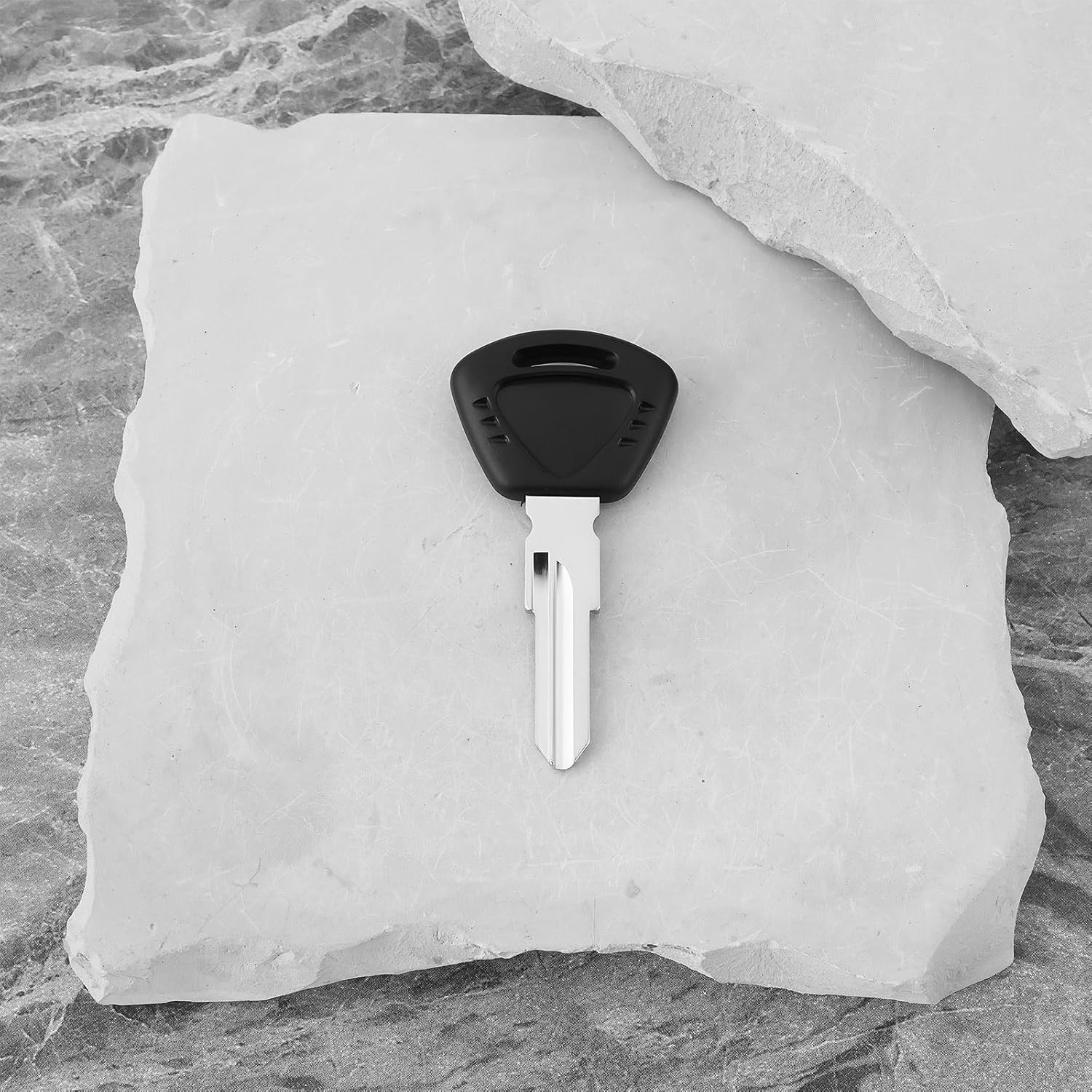 SING F LTD Motorcycle ZD24R Blank Uncut Key Compatible with Triumph Motorcycle, Key Codes between 0001-3001 image number 3