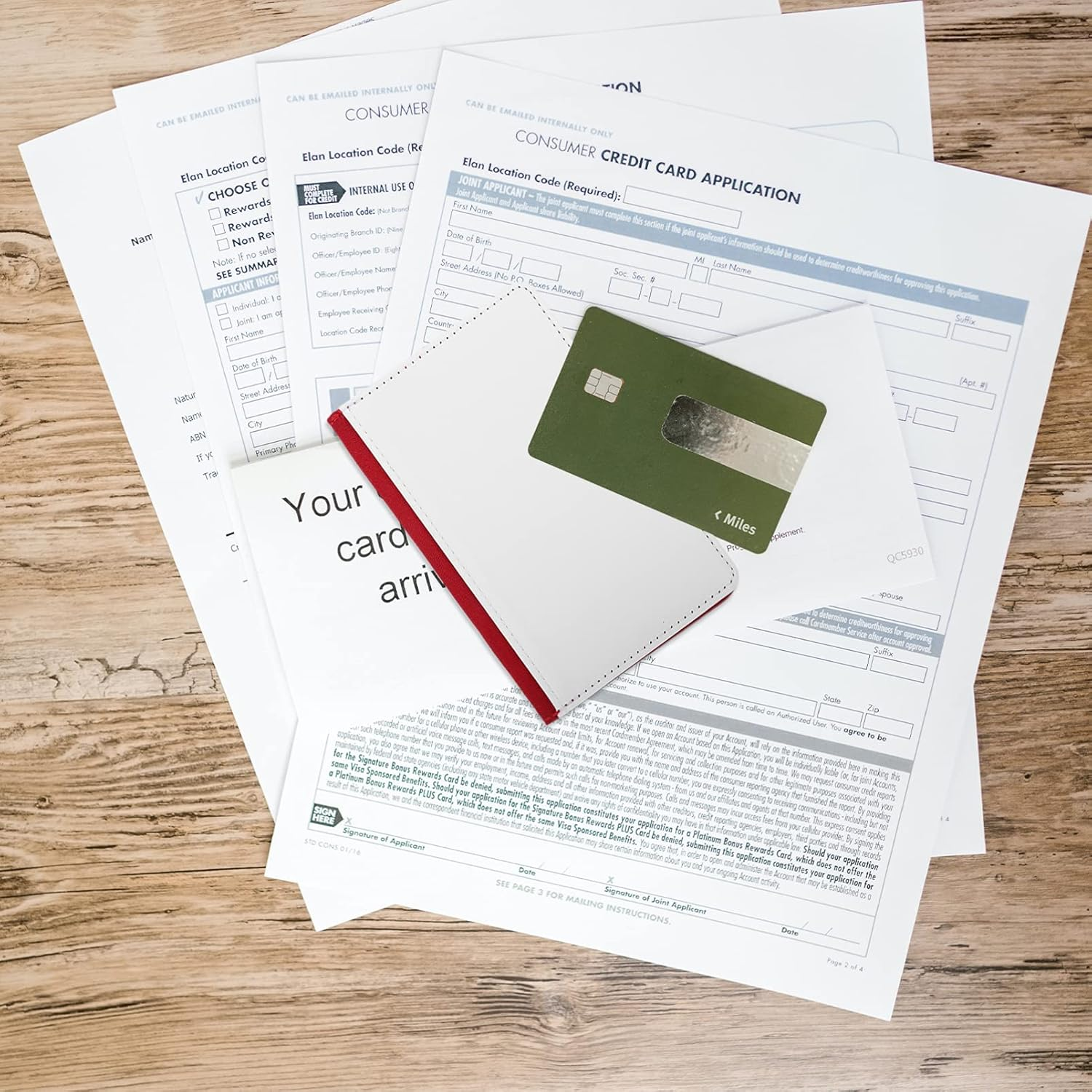 MOBUTOFU 3Pcs Family Travel Document Holder Leather Passport Wallets Multi-Pocket Storage Organizer Card Wallet Holder image number 3