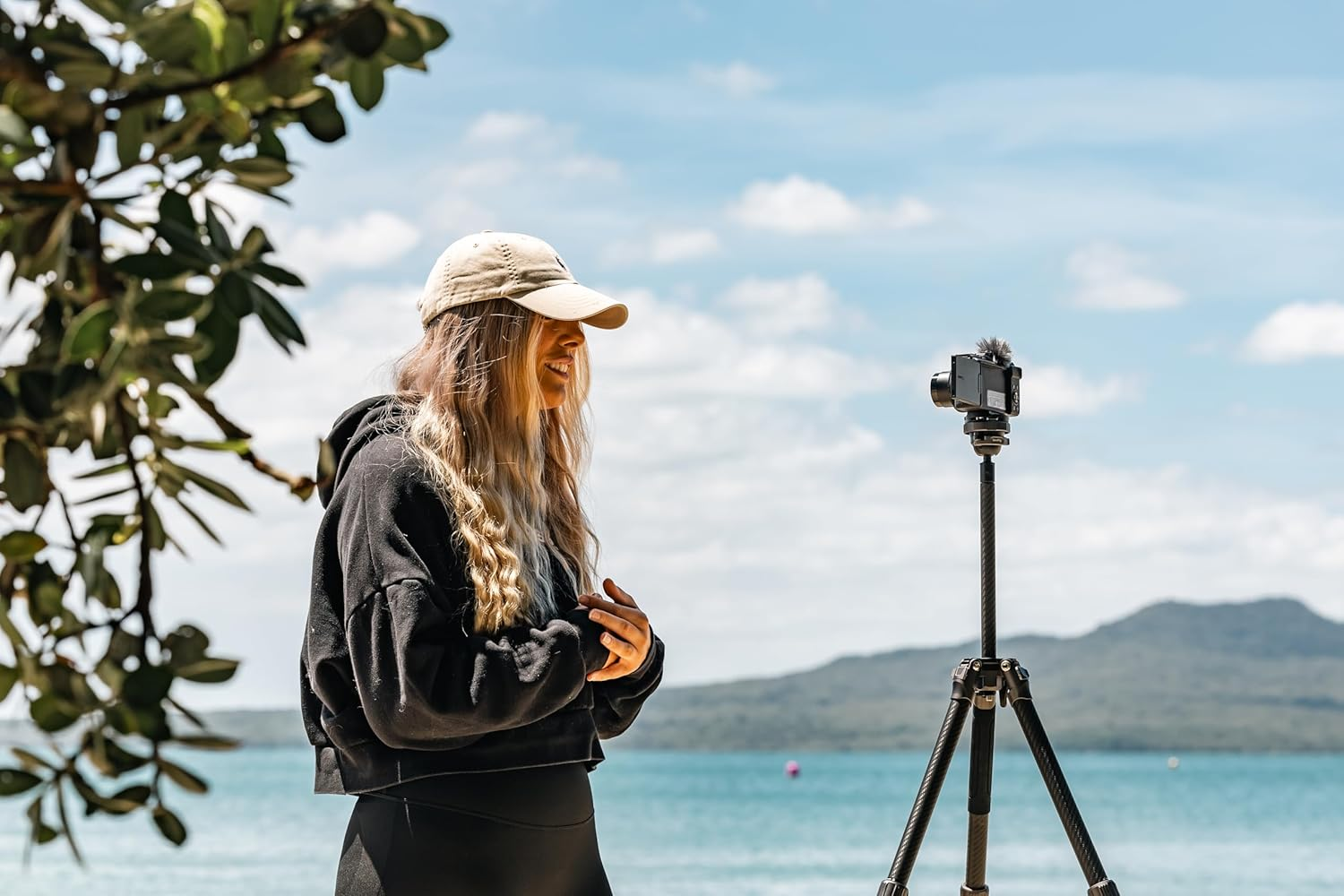 Canon Powershot V1 Vlog Camera image number 6