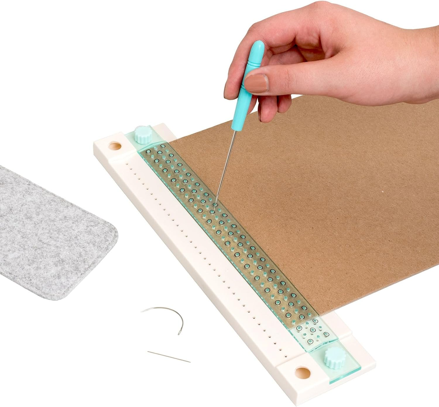 We R Memory Keepers 660443 0633356604433 Tool Journaling-Book Binding Guide (6 Piece), Multi image number 4