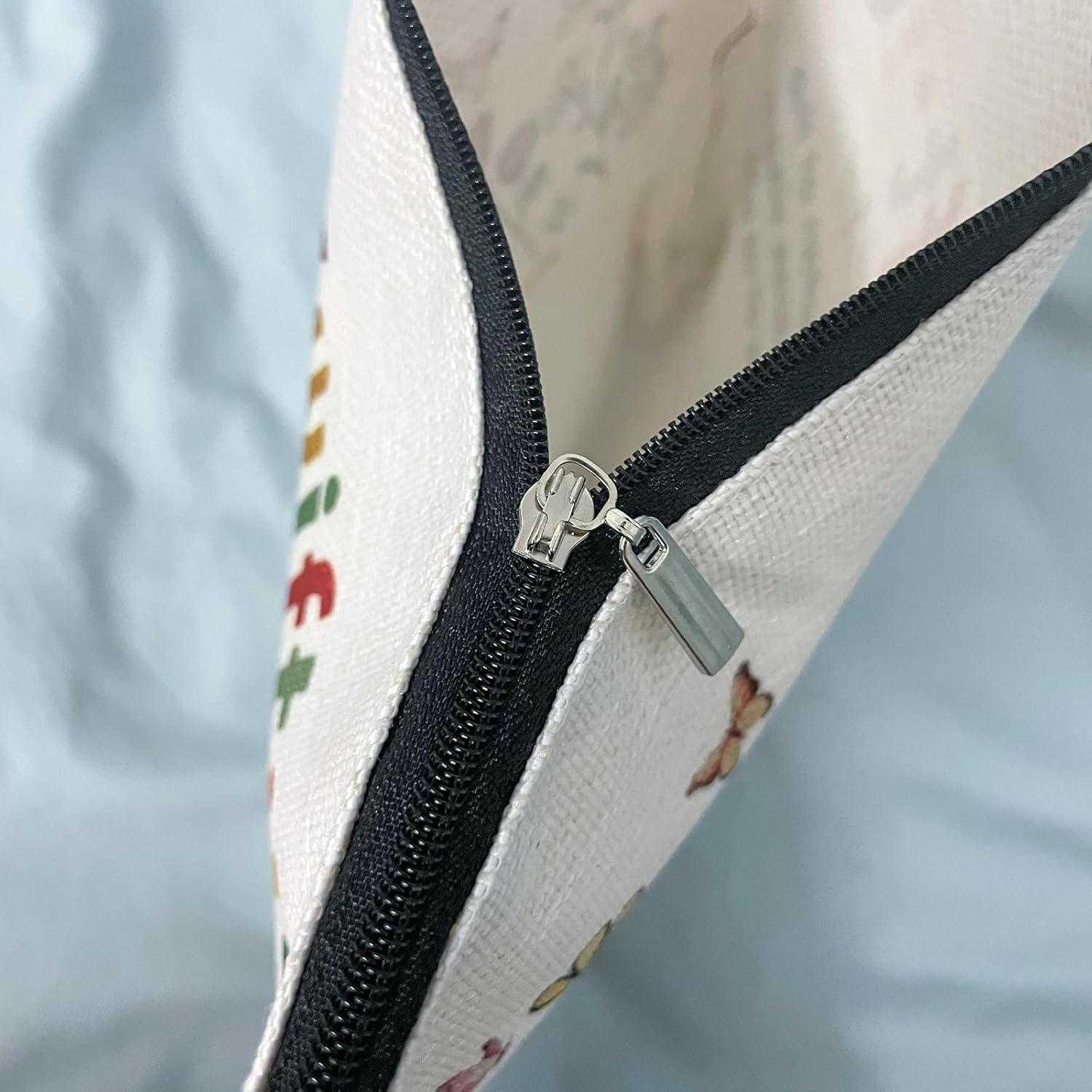 Australian Animals Cosmetic Bag Kangaroo Koala Lover Gift Platypus Crocodile Makeup Bag for Animal Lover (Animals Makeup Bag) image number 4