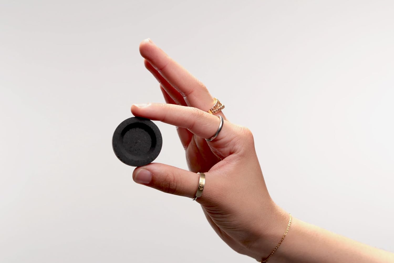 Quick Light Bakhoor Coal Briquettes - Bamboo Charcoal for Frankincense & Resin Incense - Small Charcoal Tablets (10 Discs)