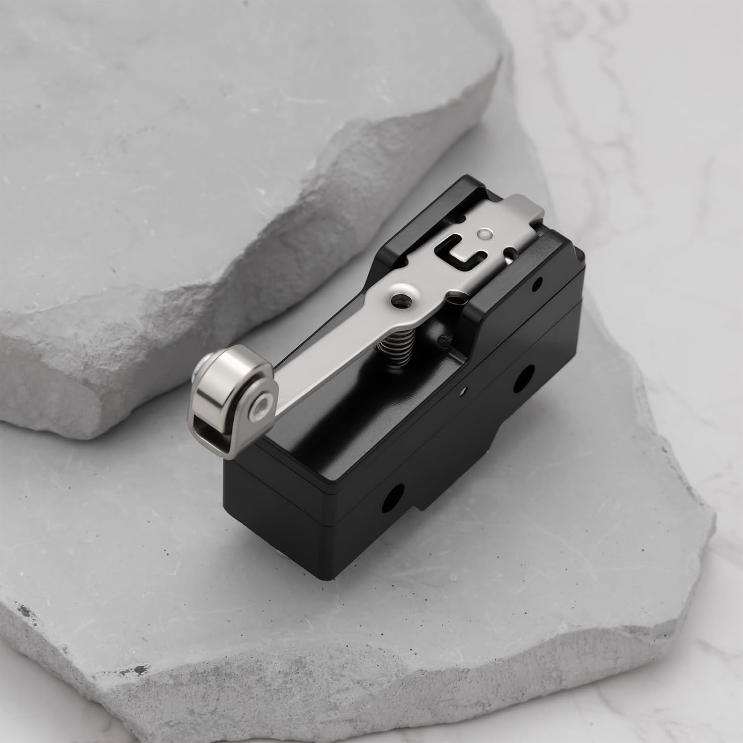 Emsea 2X TM-1703 Micro Switch 15A 250VAC NO/NC SPDT Long Hinge Roller Lever for Switch Detection image number 3