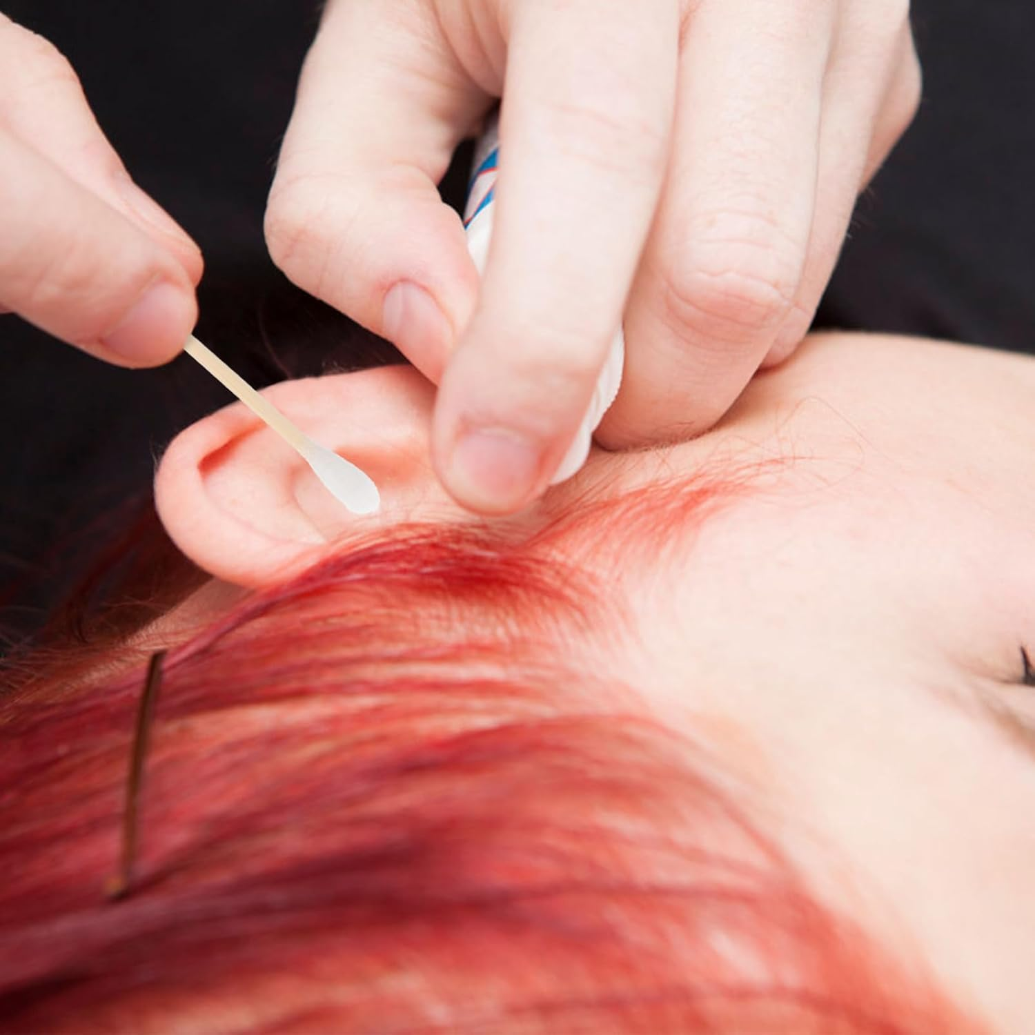 Healvian 500Pcs Wooden Cotton Sticks Makeup Ear Cleaning Buds Soft Cotton Swab Reusable Safety Buds Travel Pack for Home Travel image number 2