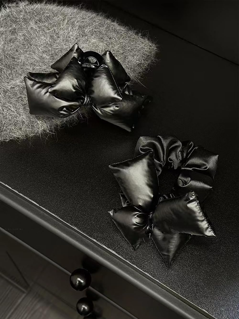 Black Leather Bow Hair Claw Clips, Large 3D Bow Hair Claw Nonslip Metal Hair Clips for Thick & Thin Hair & Curly Hair Fashion Hair Accessories image number 1
