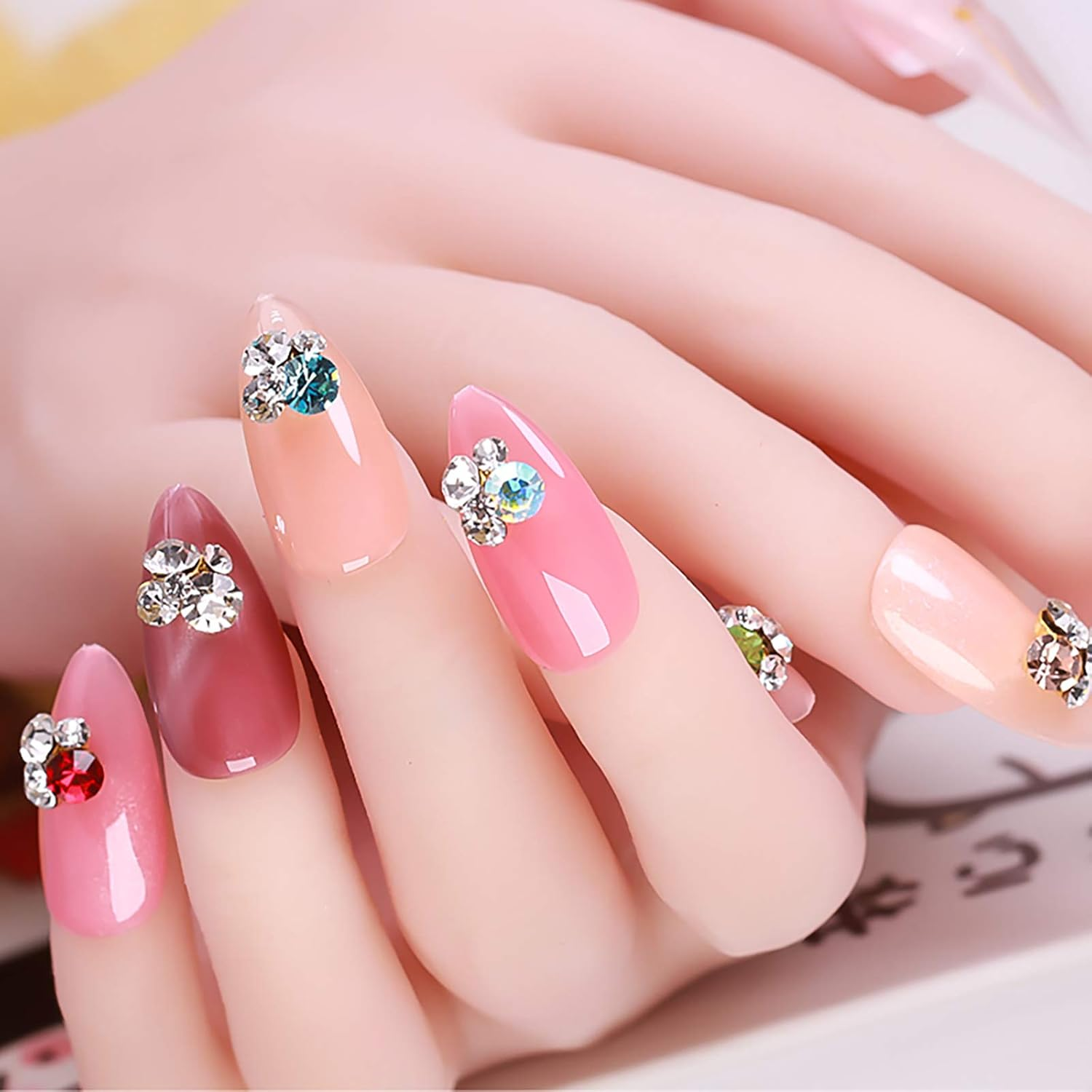 4 Grains Nail Art Rhinestone Alloy Rhinestone DIY Three-Dimensional Crimson Nail Decoration Super Flash image number 2