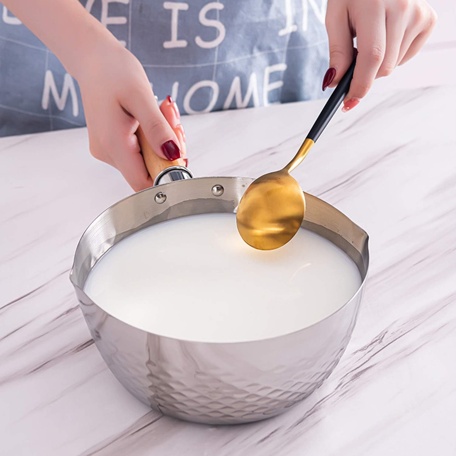 Stainless Steel Saucepan Milk Sauce Pan with Glass Lid and Oil Drip Rack，Deep Type Yukihira Saucepan，1.7 Quart (18Cm / 7Inch / 1.7 Quart)