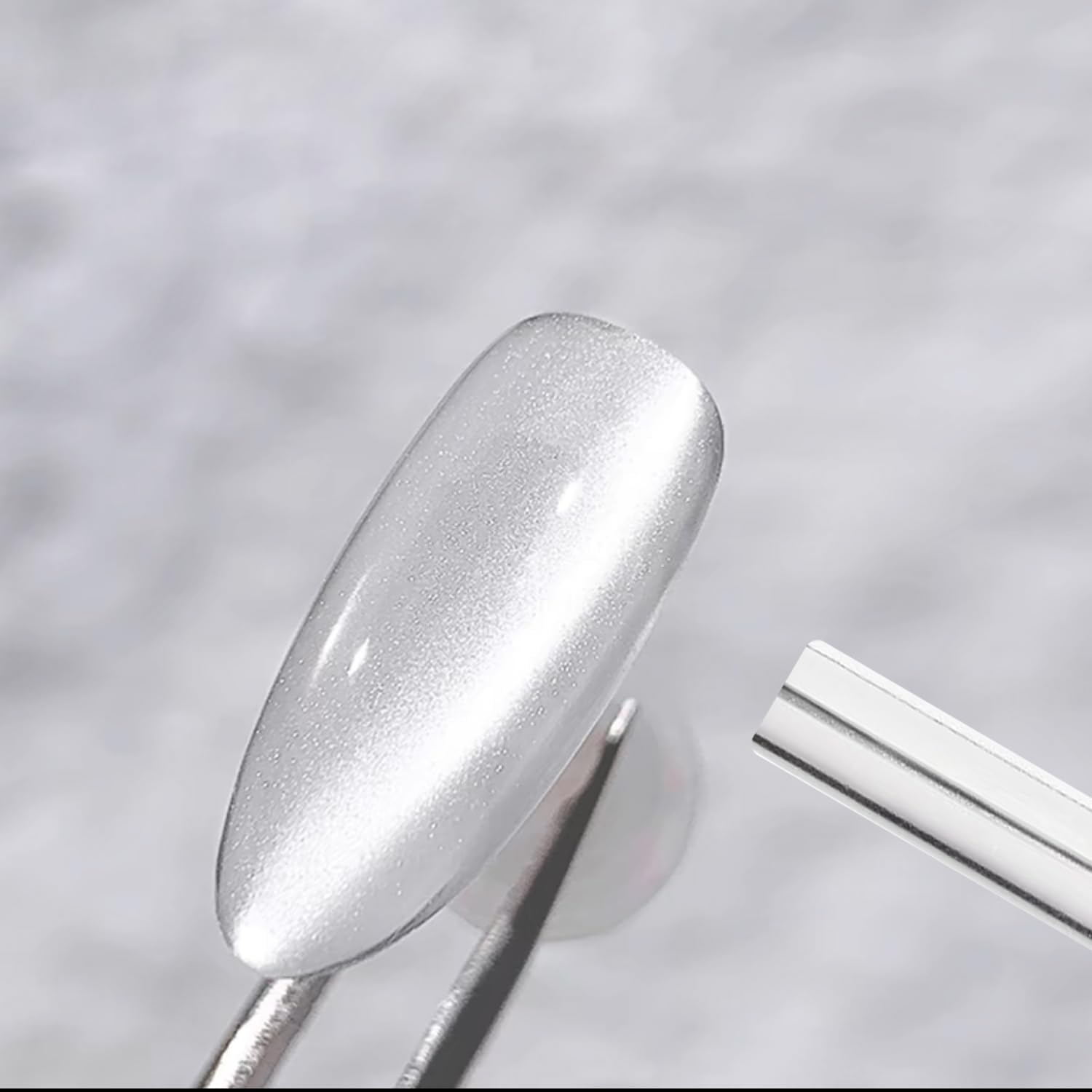 Vishine 16Ml Cat Eye Gel Nail Polish &ndash; Glitter Holographic Magnetic Gel, Reflective Translucent UV Gel, Silvery Moonlight (H002) image number 2