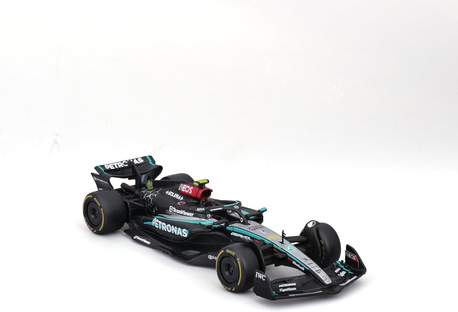 Burago BBURAGO- Mercedes-Amg F1 W15 E Performance (Hamilton) -1:43, Colour Black, Grey, 18-38208 (#44) image number 4