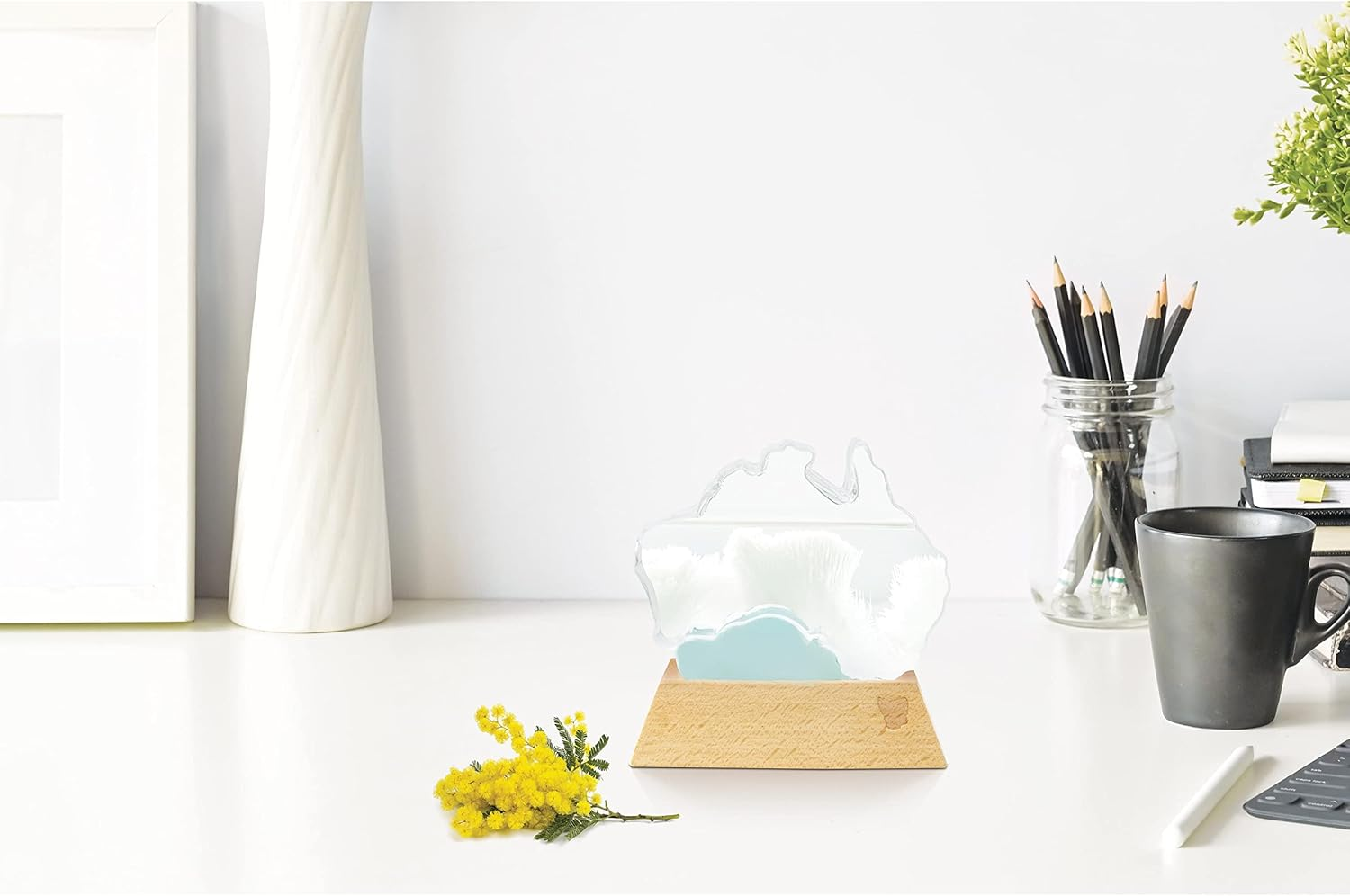 IS Gift Australia Map Weather Station