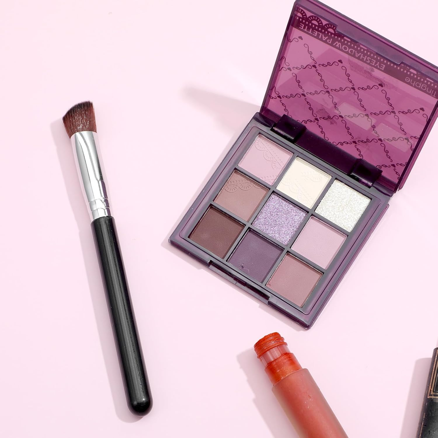 2 PCS Corner Eye Brush Triangle Concealer Brush Small Nose Contour Foundation Makeup Brushes Angled under Eye Brightening Brushes for Cream Face Contour Blending (Black) image number 1