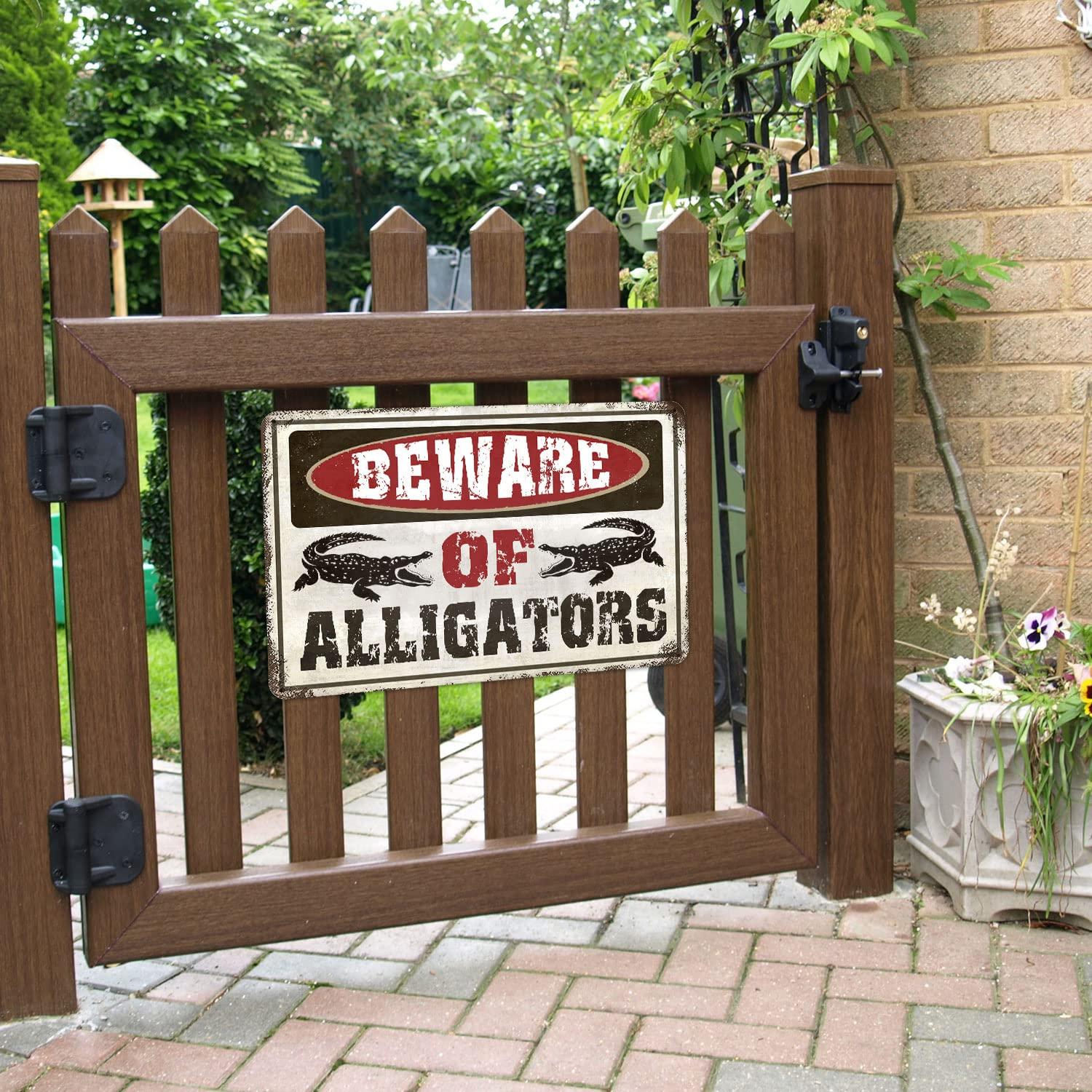 MLOVOS Metal Sign Warning the Alligator Signs Beware of Alligator for Yard Fence Garage Cave Home Wall Funny Decor Retro Tin Sign 8X12 Inches image number 6
