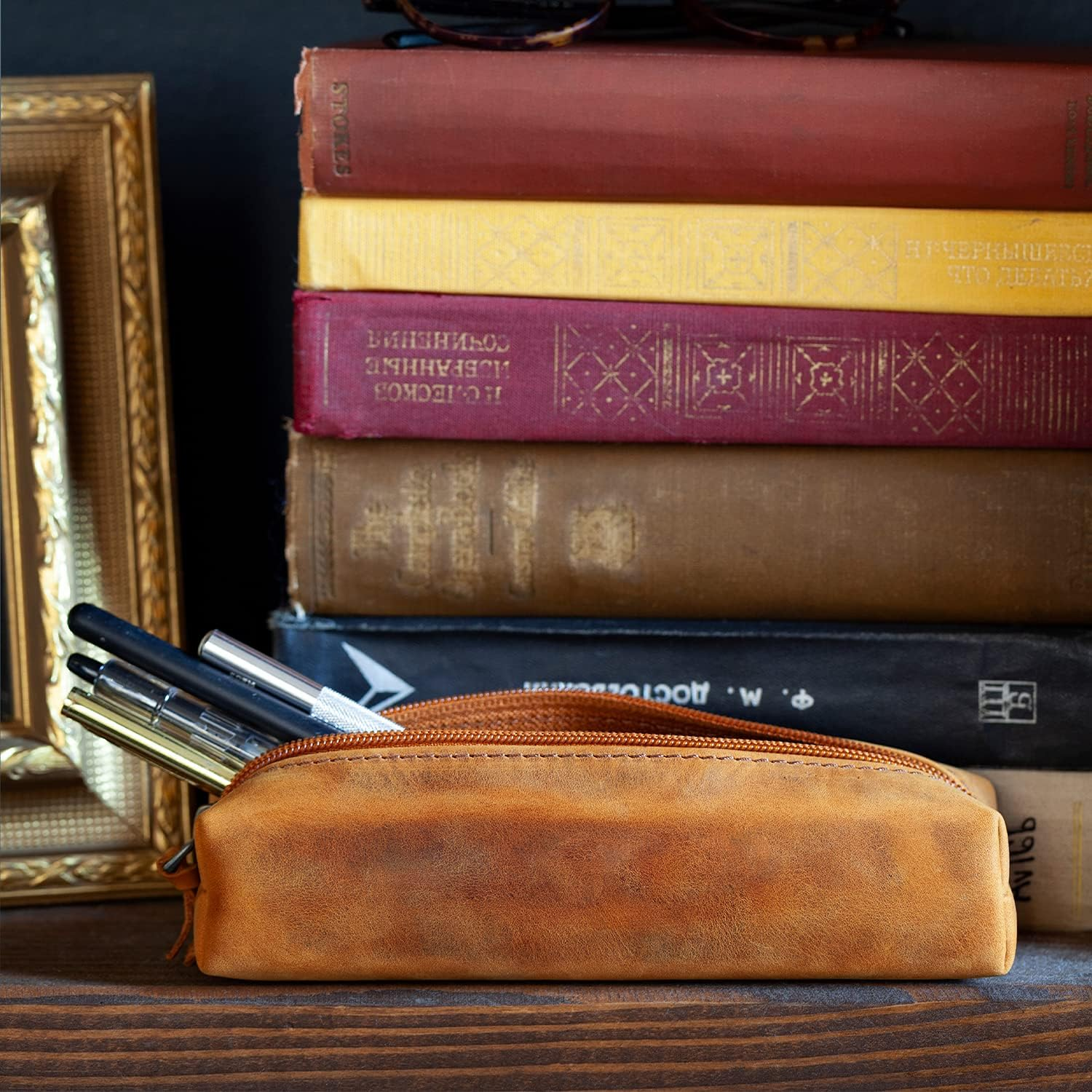 Otto Angelino Genuine Leather Zipper Pen, Pencil & Cosmetic Case image number 3