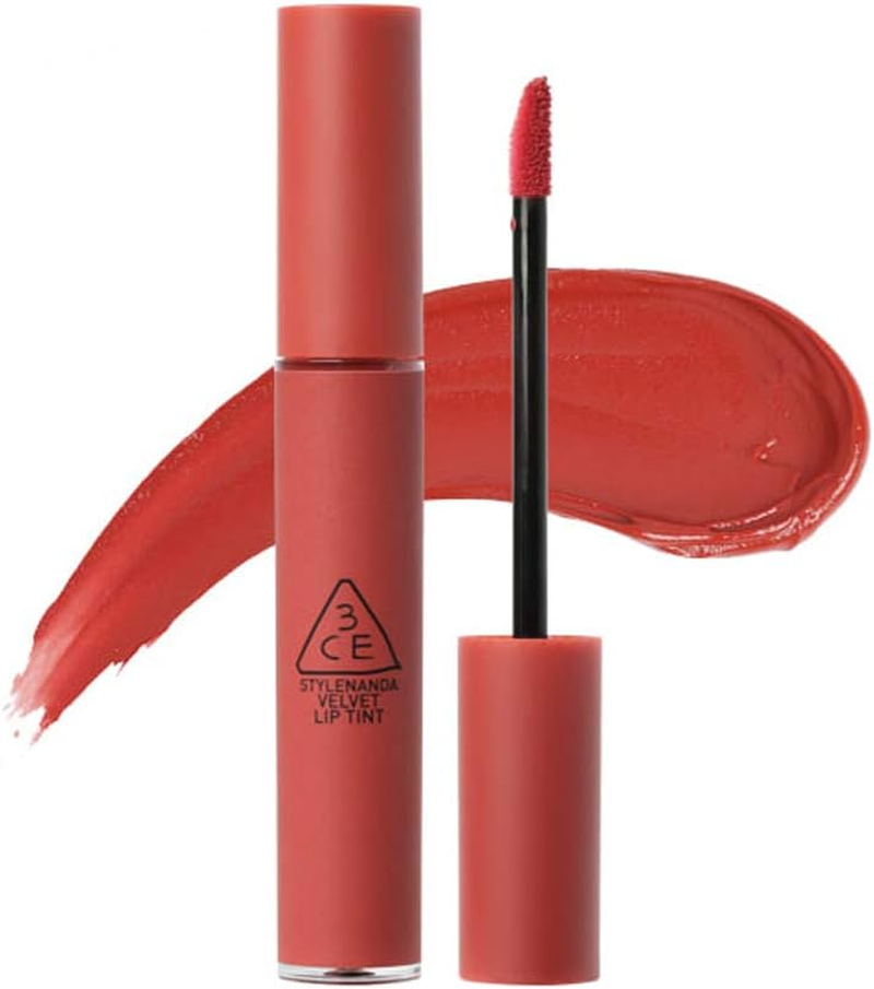 (DAFFODIL) - [3CE]VELVET LIP TINT DAFFODIL a Modern and Cosmopolitan Marsala Wine Colour image number 2