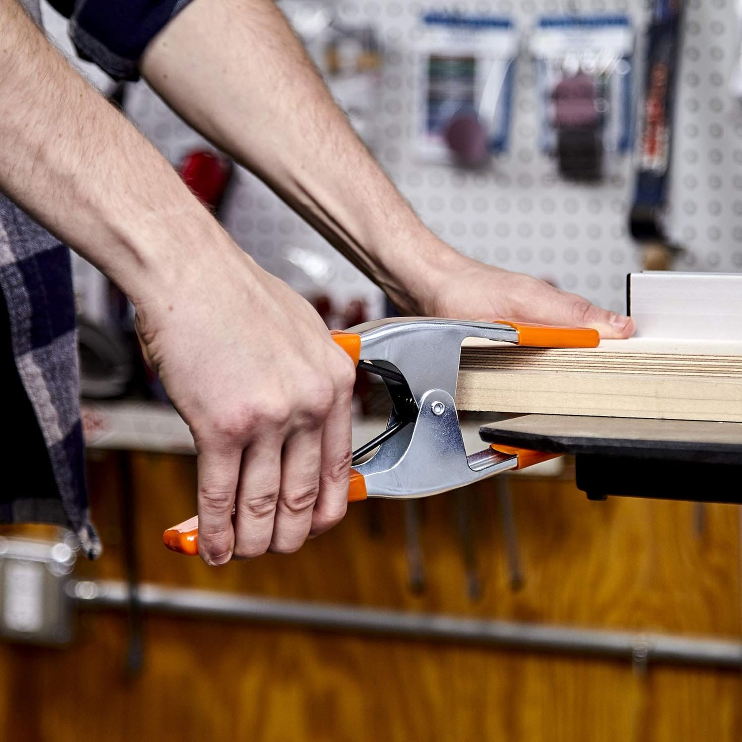 Pony Jorgensen Metal Spring Clamp 76Mm Capacity with Non-Marring Protectors image number 1