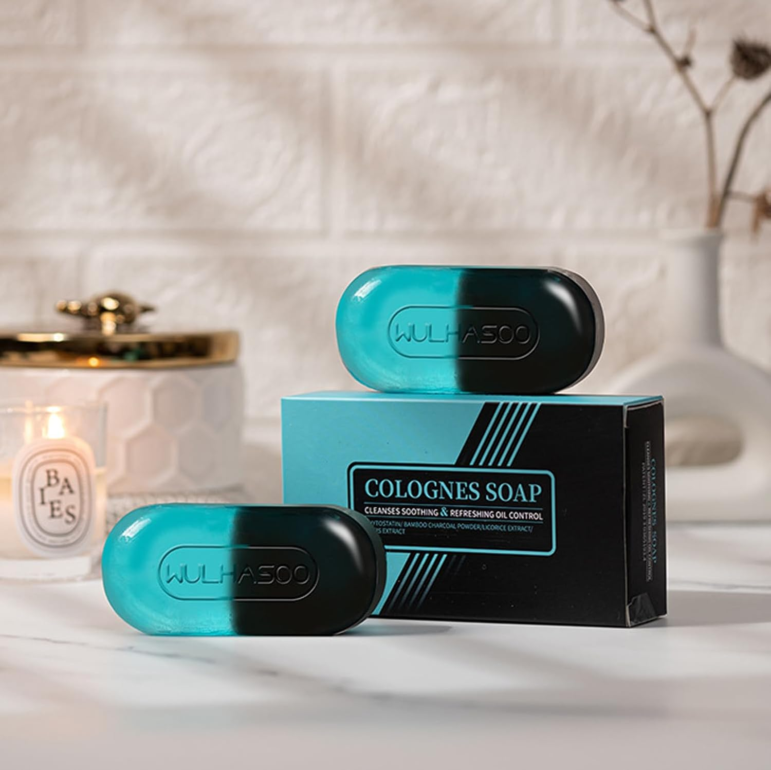 Colognes Scented Botanical Soap Bar,100G Handmade Bicolour Bamboo Charcoal Powder Clean Toning Scented Bath Soap for Men,Face Body Moisturizing Artisanal Soap with Blistering Net image number 4