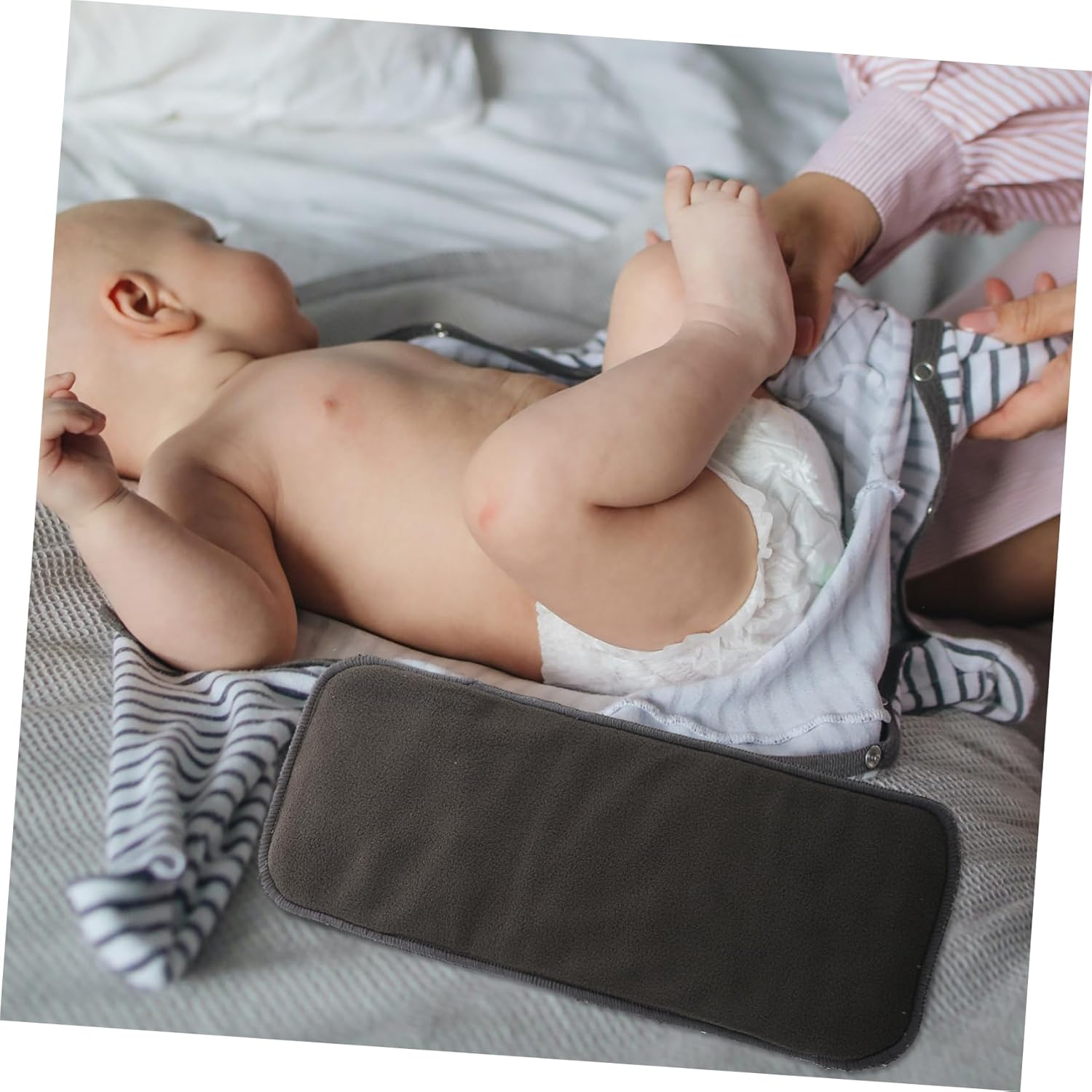 Kisangel 5Pcs Bamboo Charcoal Diaper Liner Washable Nappy Pad Changing Pad Comfortable Breathable Pack image number 6