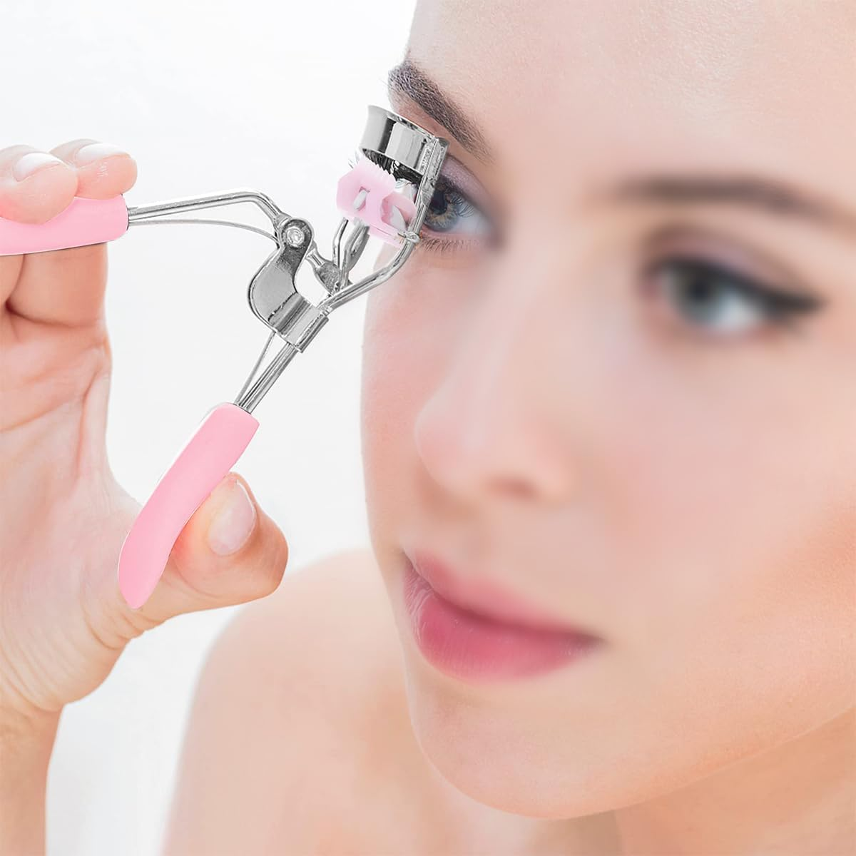 Orivin Eyelash Curler, Suitable for All Eye Shapes, Professional Eyelash Makeup Tool for Women and Girls (Pink) image number 6