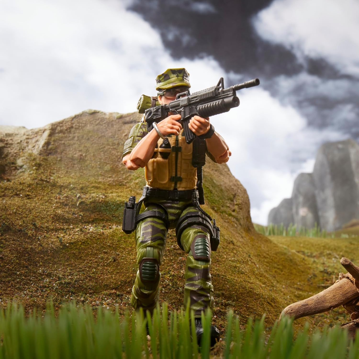 G.I. Joe Classified Series #148, Leatherneck, Collectible 6 Inch Action Figure with 8 Accessories image number 3