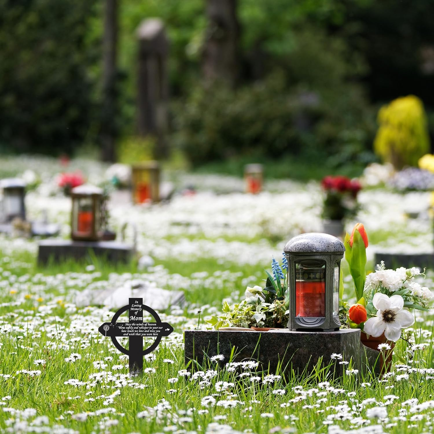 Buryeah Cross Memorial Stakes Grave Decorations for Cemetery Metal Plaque Markers Cross Plaques Sympathy Garden Stake Waterproof Garden Cemetery for Grave Yard (Mom)