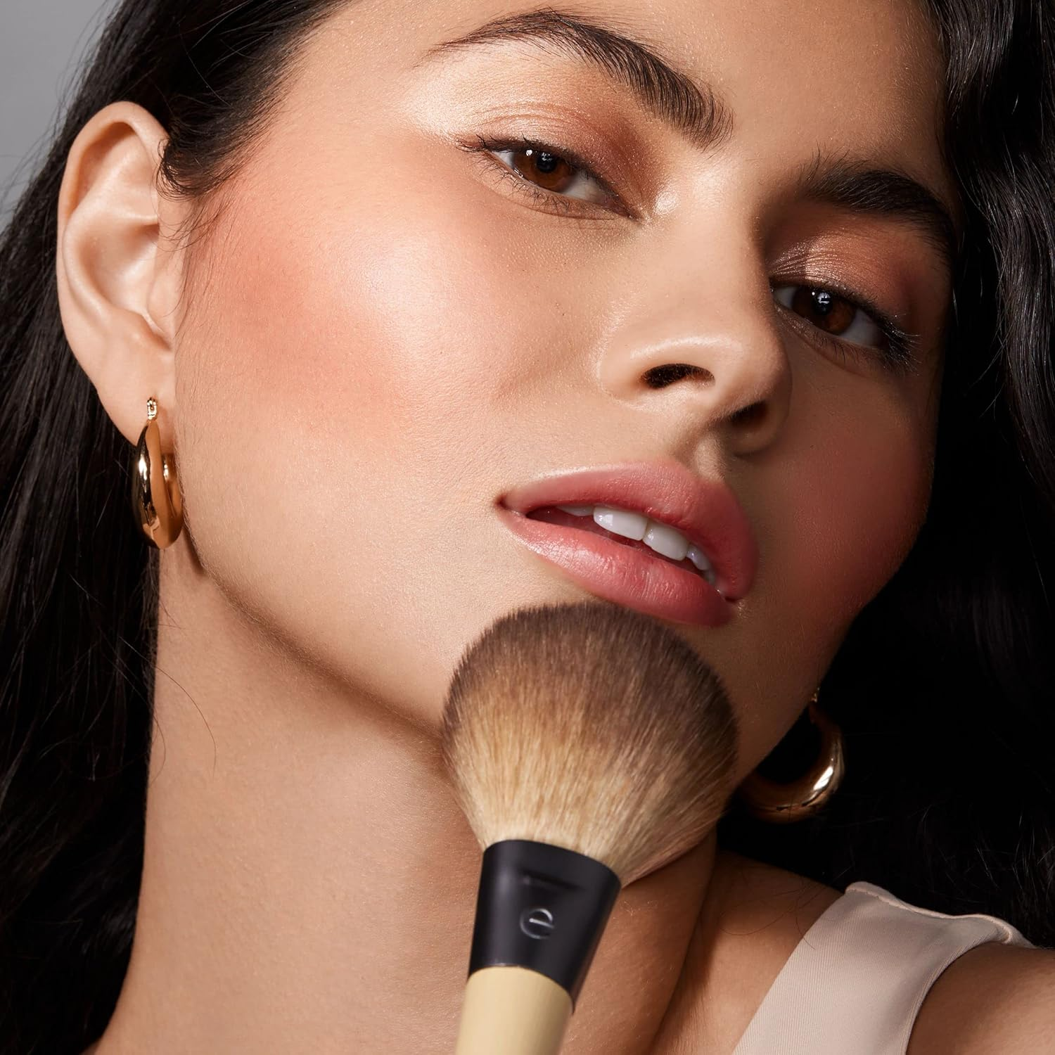 Eco Tools Core Five Makeup Brush and Sponge Set (5-Pieces) image number 3