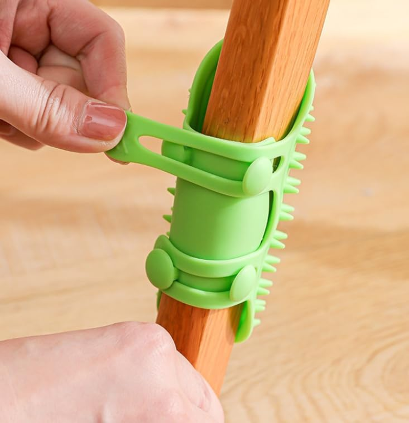 Pet Tickling Artifact 2-In-1 Silicone Cat Brush for Long Hair,Soft Tickling Comb Pet Brush,Adjustable Scratchers for Climbing Frames and Table Legs, Reduces Shedding, Scratching and Itchiness 8 Pcs. image number 6