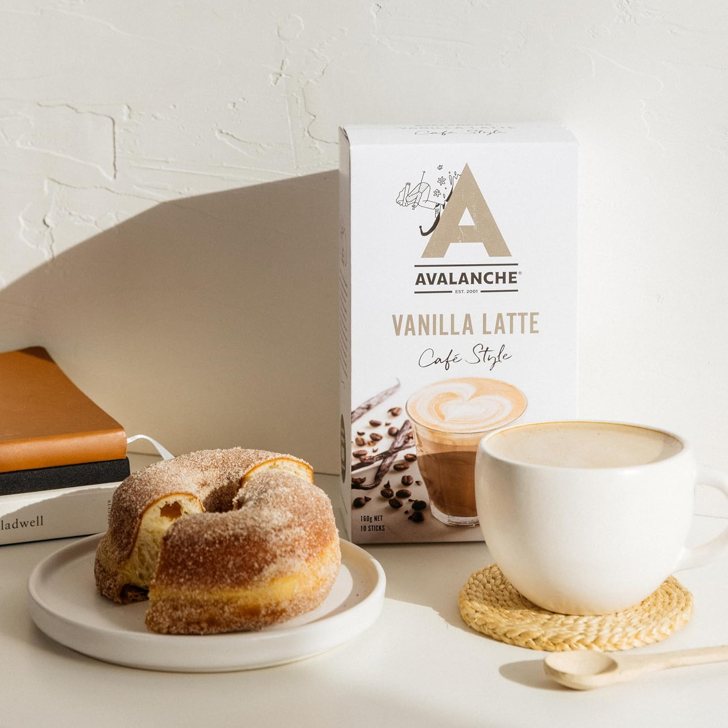 Avalanche Vanilla Latte Cafe Style 60 Coffee Sticks (Pack of 6) image number 3