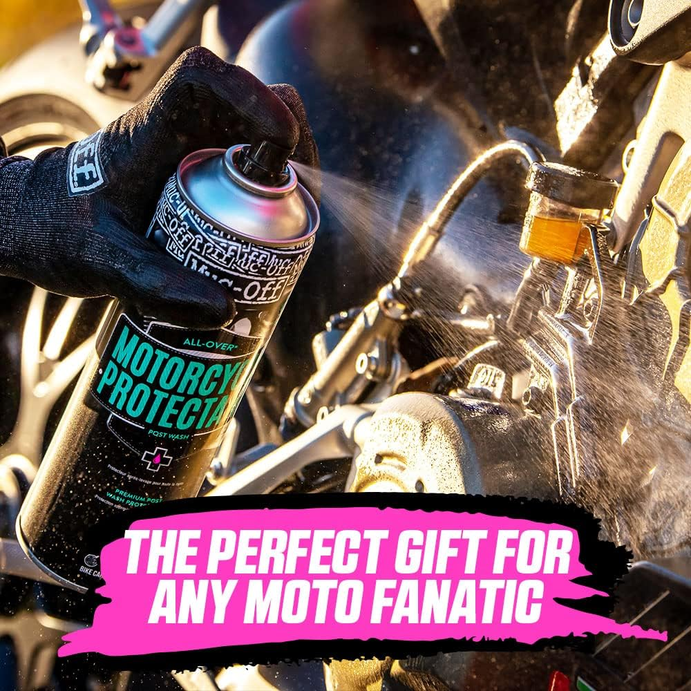 Muc-Off Motorcycle Essentials Cleaning Care Kit image number 6