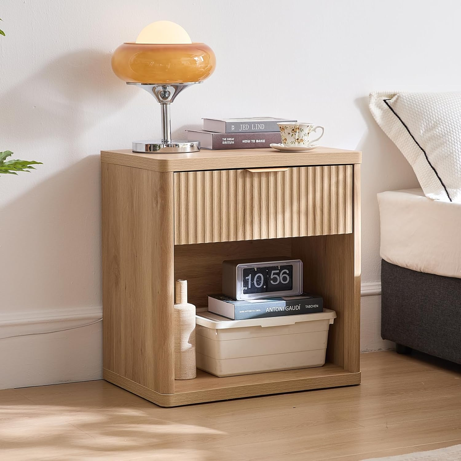 LELELINKY 58 X 39 Cm Fluted Bedside Table with 1 Drawer,Farmhouse Natural Bed Side Tables Storage Chest of Drawers with Open Shelf,Wood Nightstand Cabinet with Metal Handles for Bedroom,Living Room image number 3