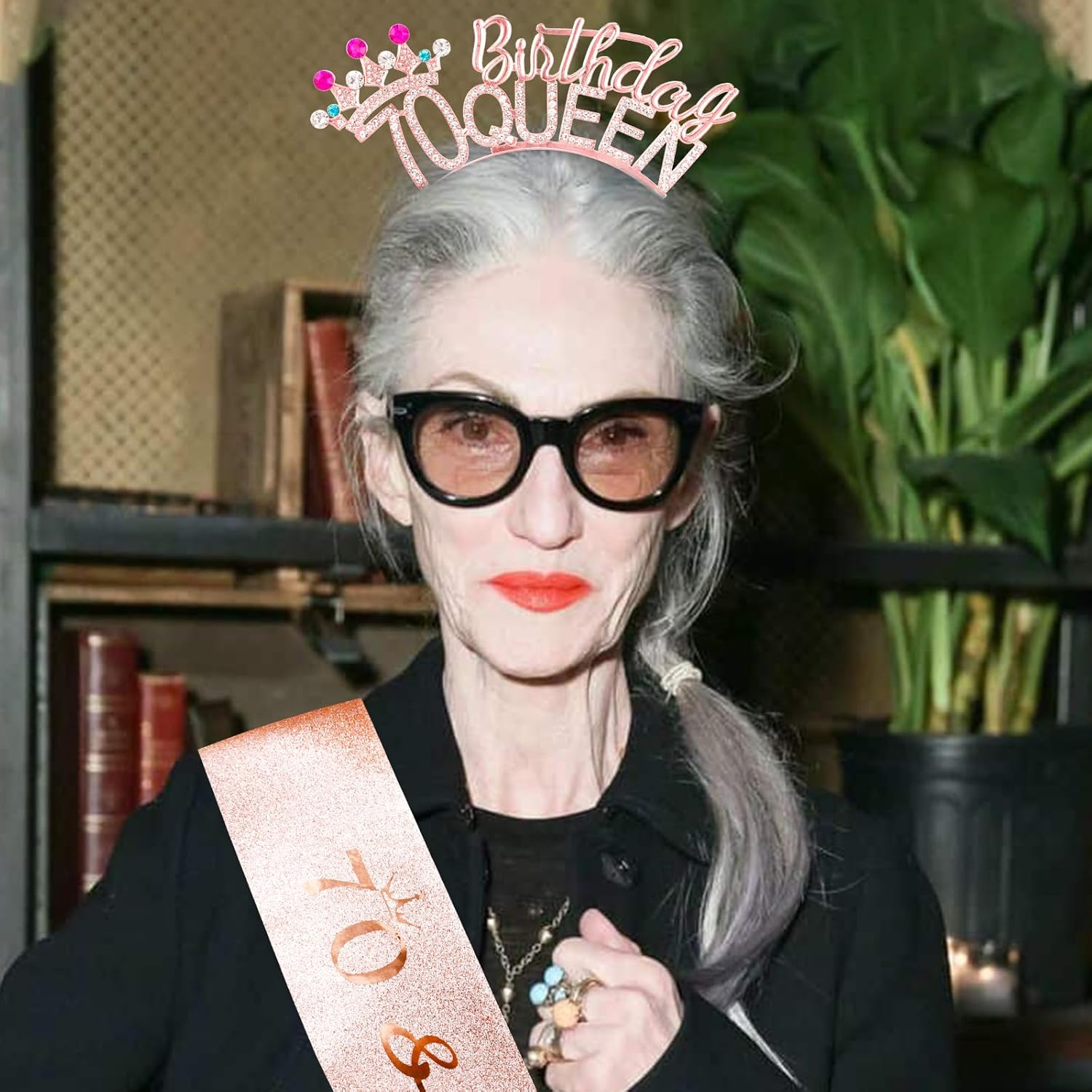 VELSCRUN 30Th 40Th 50Th 60Th 70Th 80Th 90Th Birthday Decorations for Women Birthday Queen Headband Birthday Tiaras Crowns for Women Fabulous Birthday Sash Mom Birthday Present Party Hair Accessories - 30Th Gold image number 3