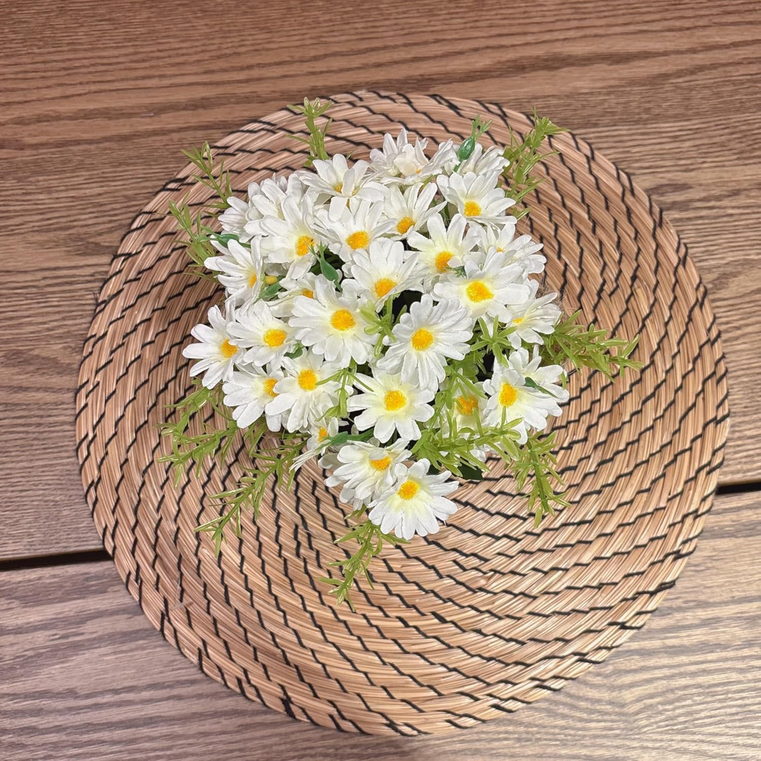 Midrodlle Artificial Potted Flower for Home Office D&eacute;cor-White Daisy with Metal Bucket image number 2