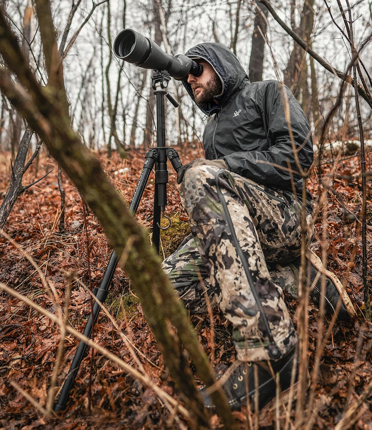 Vortex Optics High Country II Tripod Kit - Aluminum Tripod, 2-Way Pan Head, 22 Lb Max Load, Rubber Feet - Unlimited, Unconditional Warranty image number 3