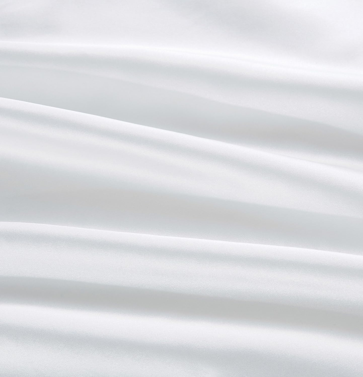 Gioia Casa Luxury Pillowcase - 100% Pure Mulberry Silk on Both Sides - Soft anti Wrinkle, Hypoallergenic, Washable Bed Pillowcases - Premium Pillow Cover That Protects Your Hair and Skin - White