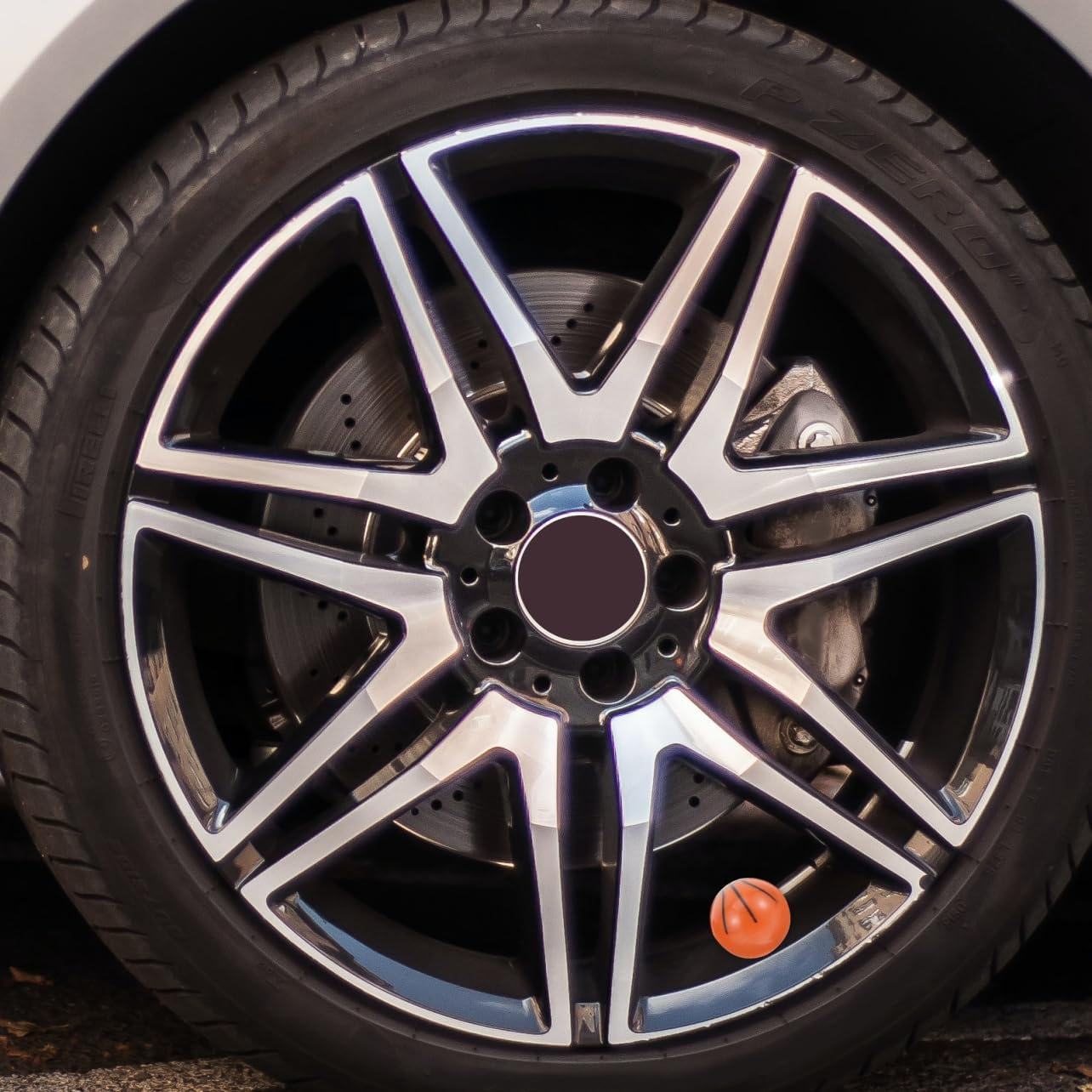 Milisten 5 Pieces Basketball Valve Caps for Tyres Robust Wear-Resistant Valve Stem Caps for Cars and Bicycles for Mountain Bikes image number 4