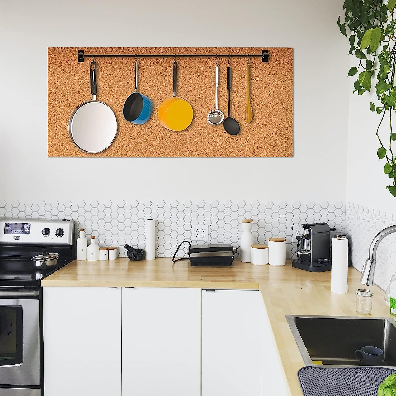 Origreen Cork Board Bulletin Board Roll, 3Mm Thick Self-Adhesive Cork Rolls, 40X246Cm Corkboards for Wall, Office, Home, Kitchen, Poster Pin Board Ideal for DIY (1/8" Thick, 97"X16", Au) image number 6